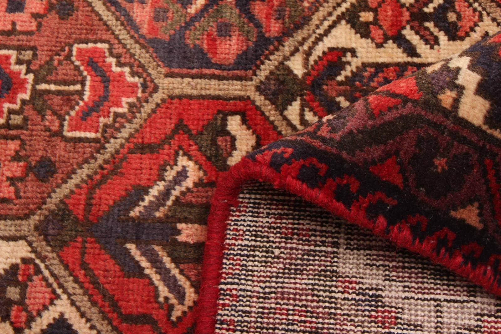 Vintage 6’8″ x 10’1″ Traditional Hand Knotted Vegetable Dye Wool Area Rug