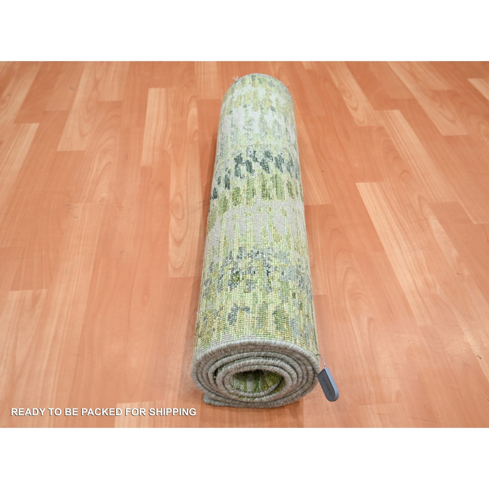 2’5″x8’3″ Green 100% Silk Hand Knotted Crocodile Safari Design Runner Rug R75548