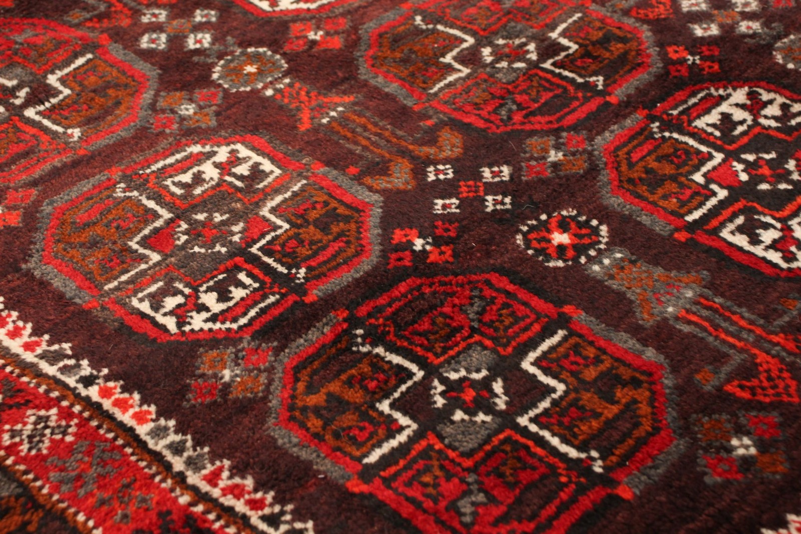 Vintage Hand-Knotted Area Rug 3’11” x 8’9″ Traditional Oriental Wool Carpet