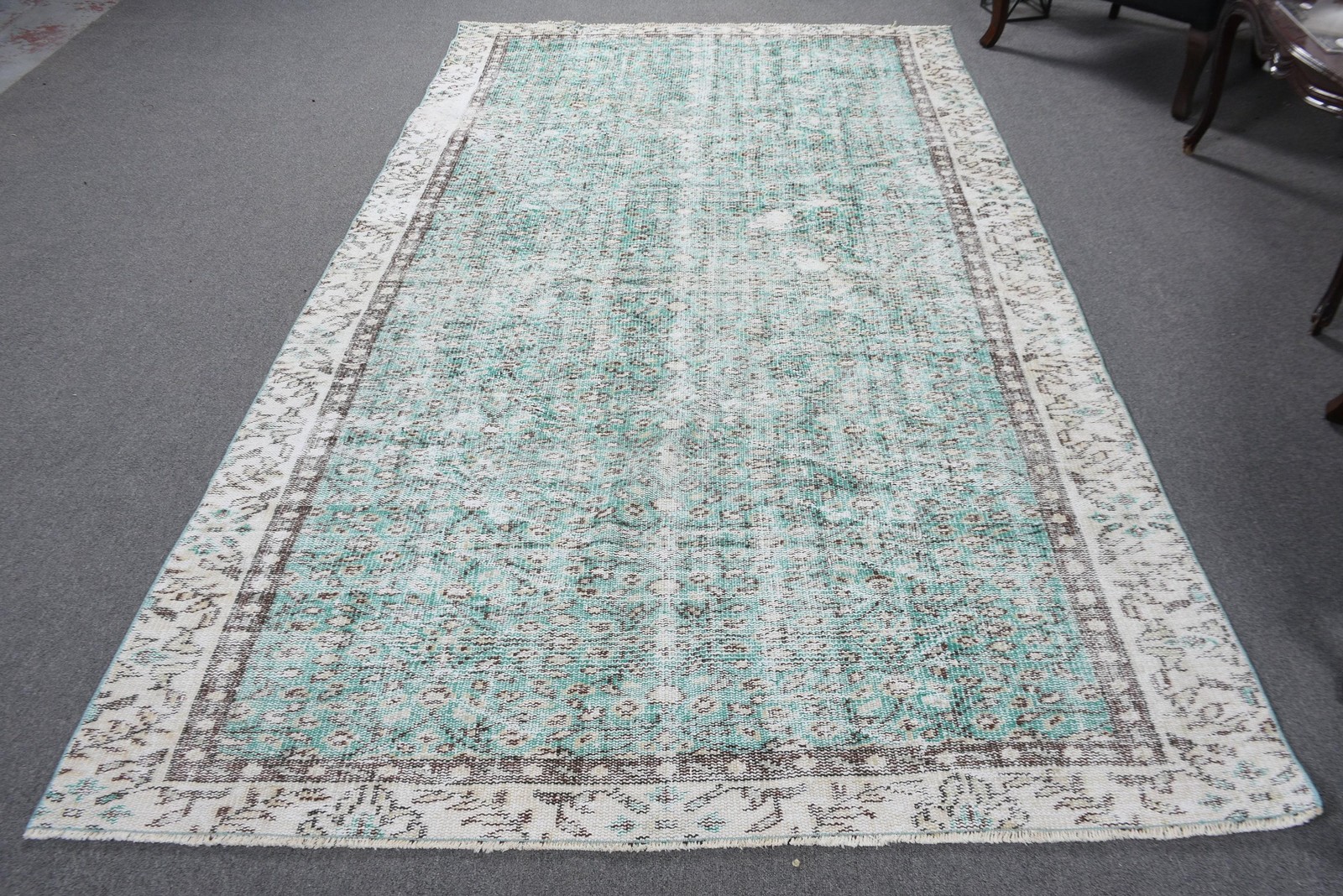 Turkish Vintage Large Rug 5,4×9,5 ft, Blue White Oriental Rug
