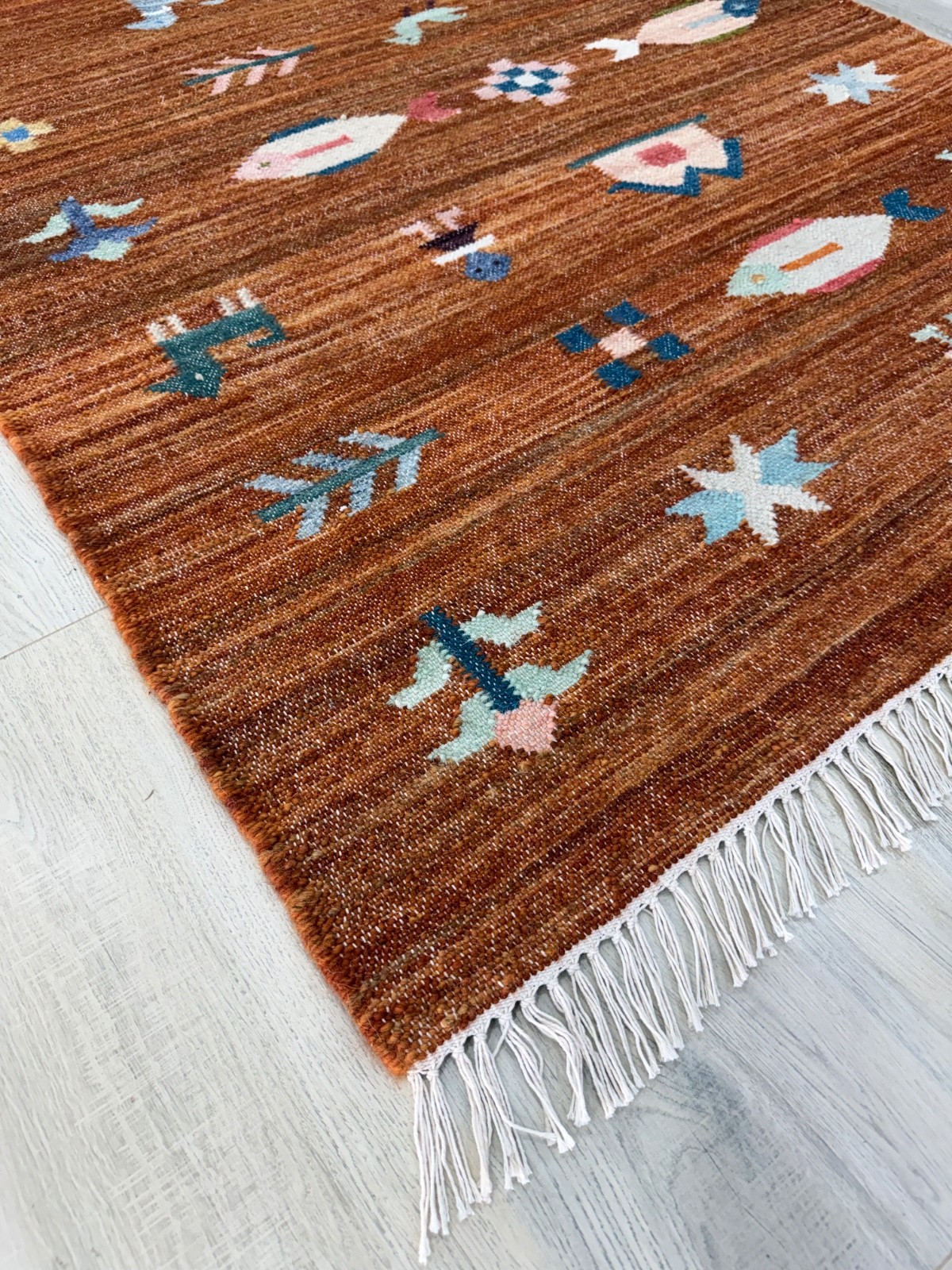 Sienna Hand Woven Wool Rug 4×6 Flatweave Scandinavian Folk Art Kilim for Kids