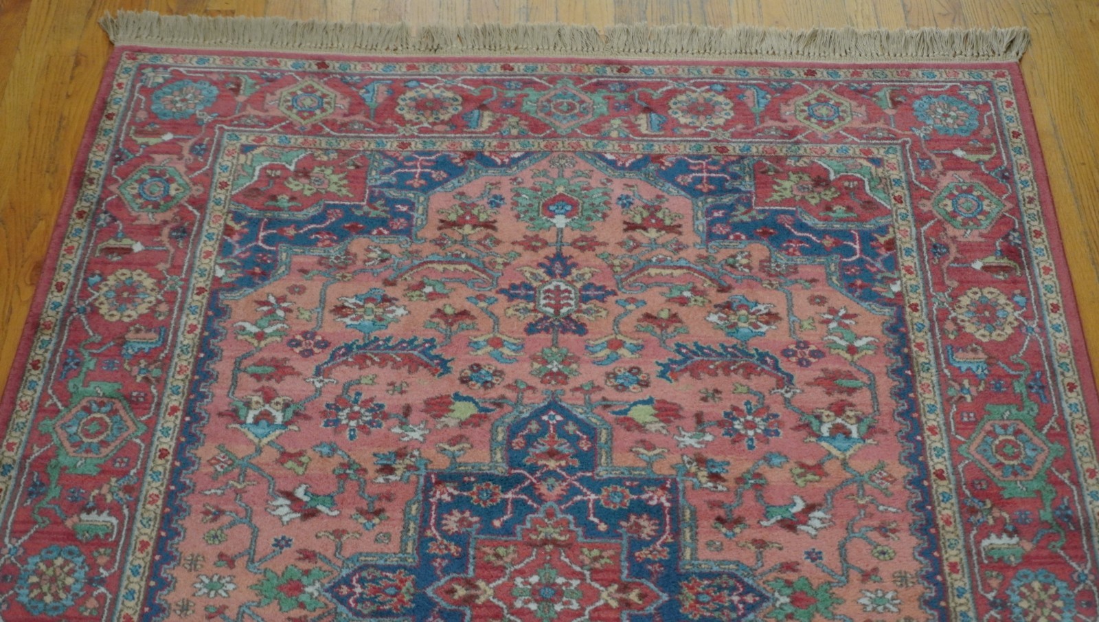 Karastan Rug# 700-736 Medallion Serapii Wool Pile American Rug 5’9″ x 9′