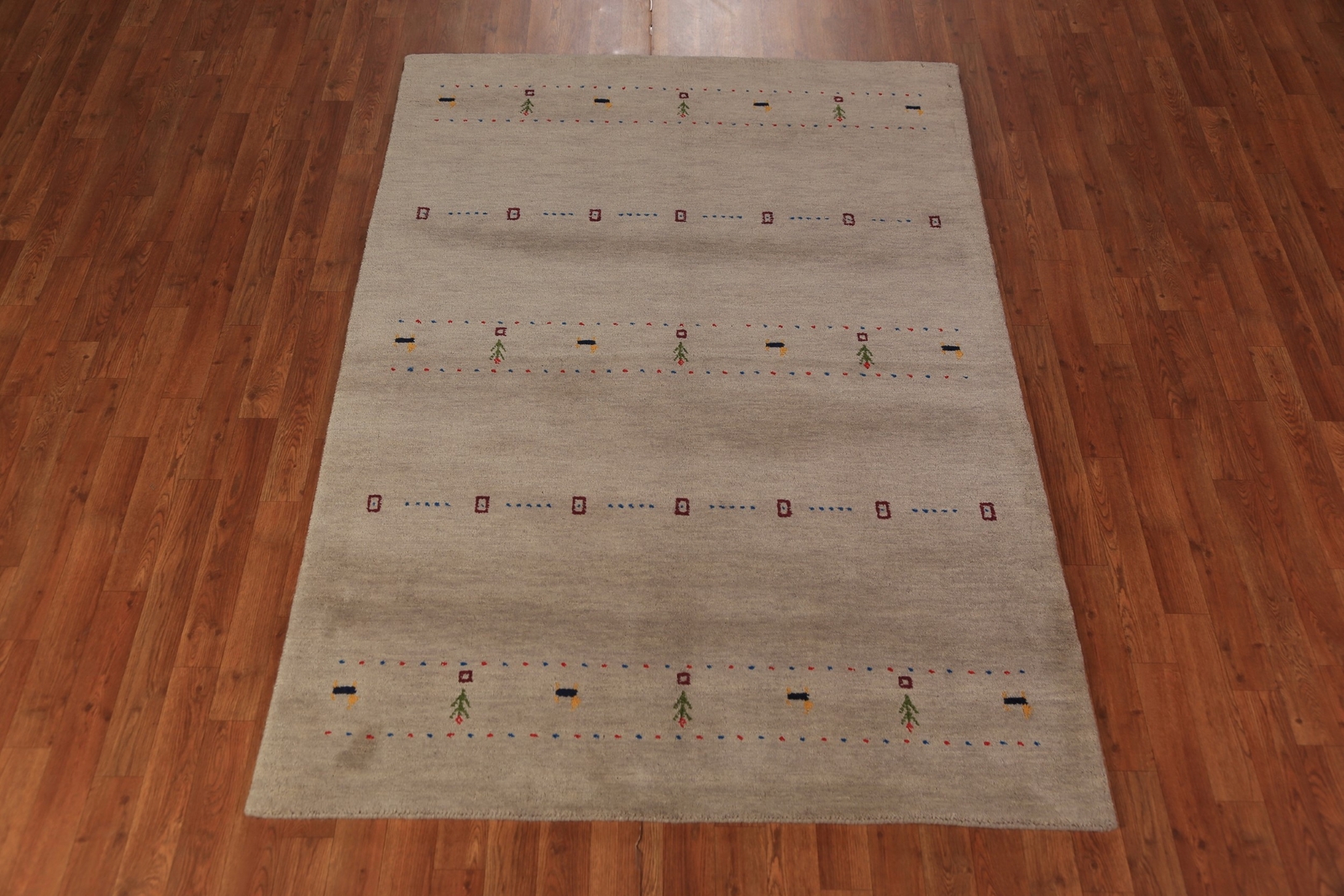 Classic Gabbeh Beige Wool Tribal Accent Rug – Timeless Beauty 6′ 7″ x 4′ 8″