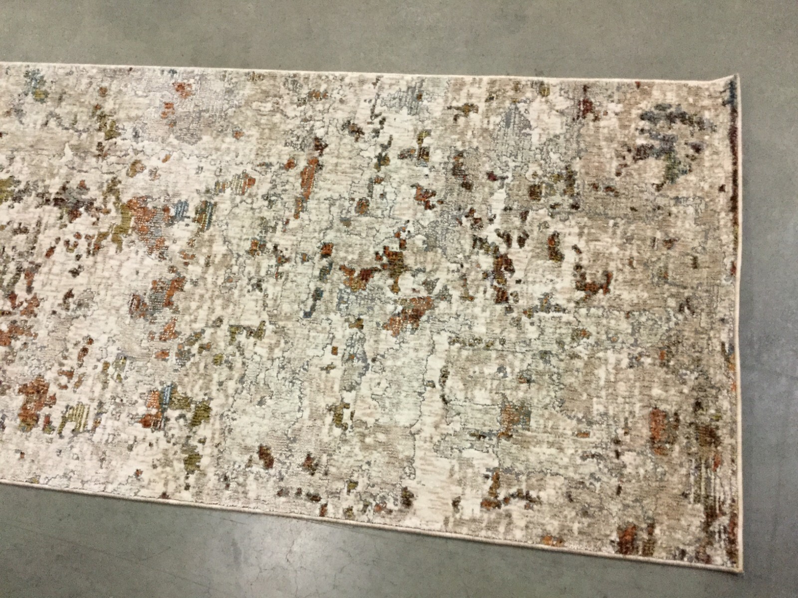 BEIGE / BEIGE 2′-6″ X 8′ Flaw in Rug, Reduced Price 1172653582 LIM775B-2680