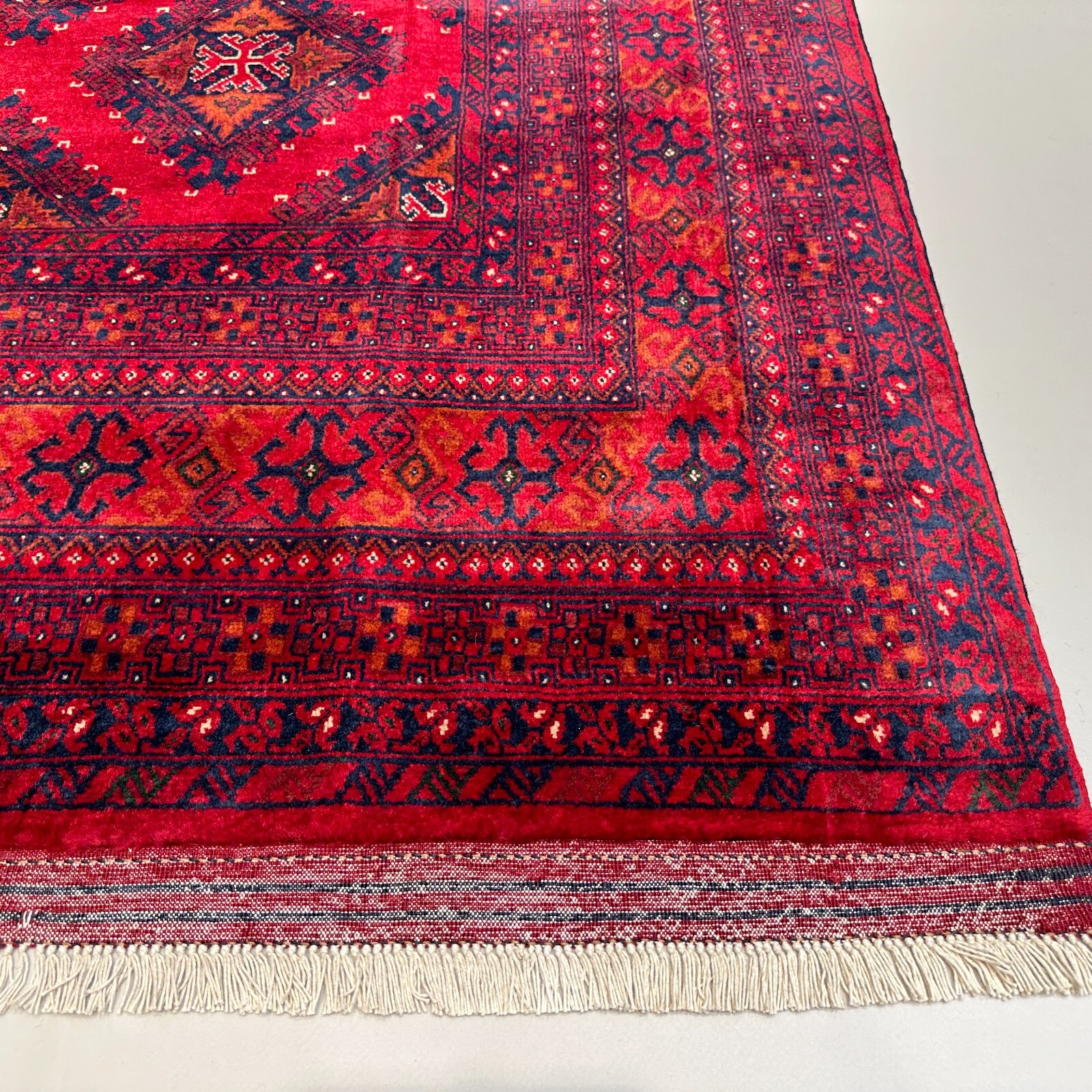 Handmade (6’7″ x 9’8″) Red Turkmen Khal Mohammadi Root Dye Wool Area Rug