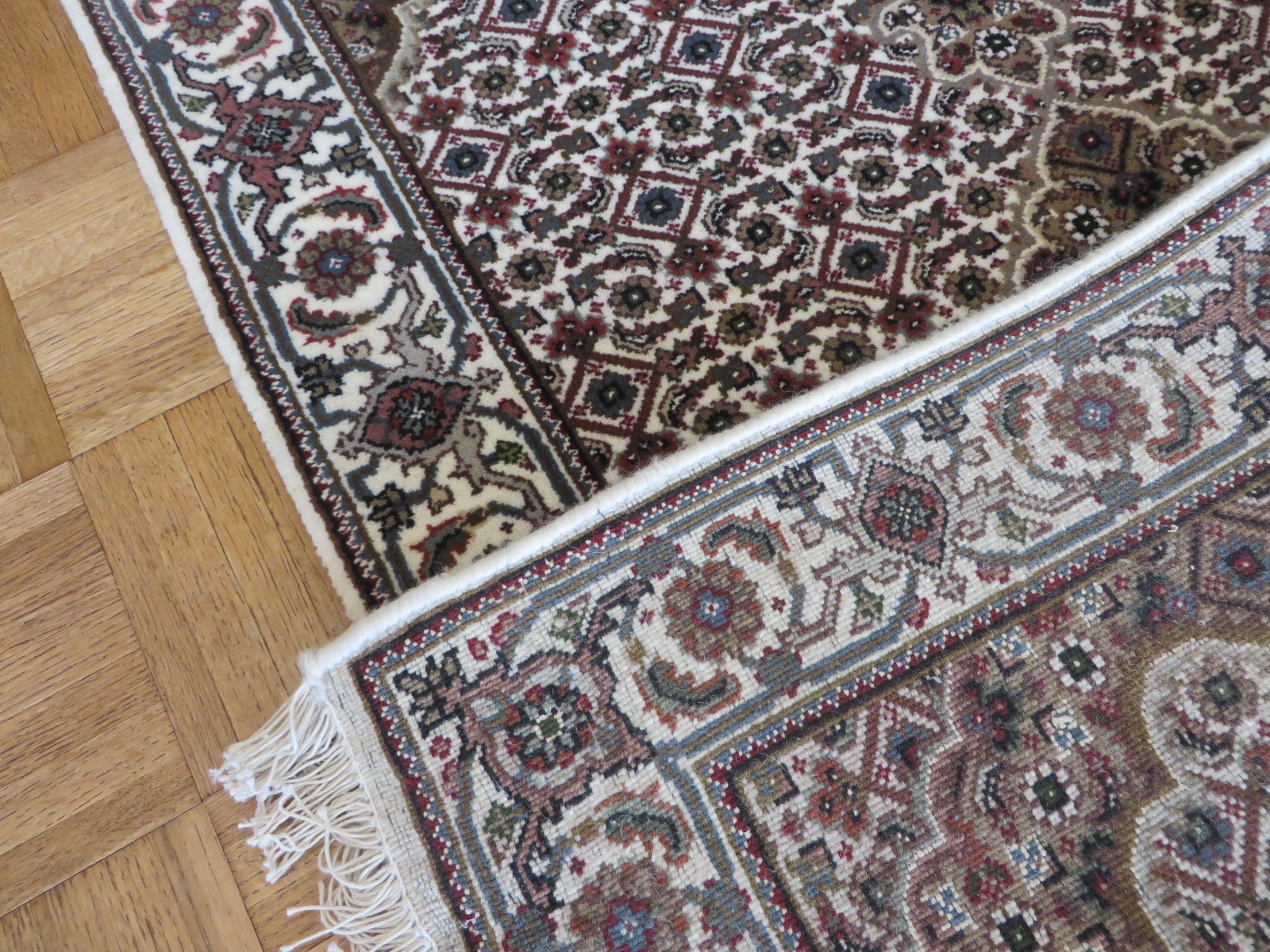 2’6 X 4’8 Hand Knotted Ivory Mahi Tabriz Fine Oriental Rug Wool & Silk G4017