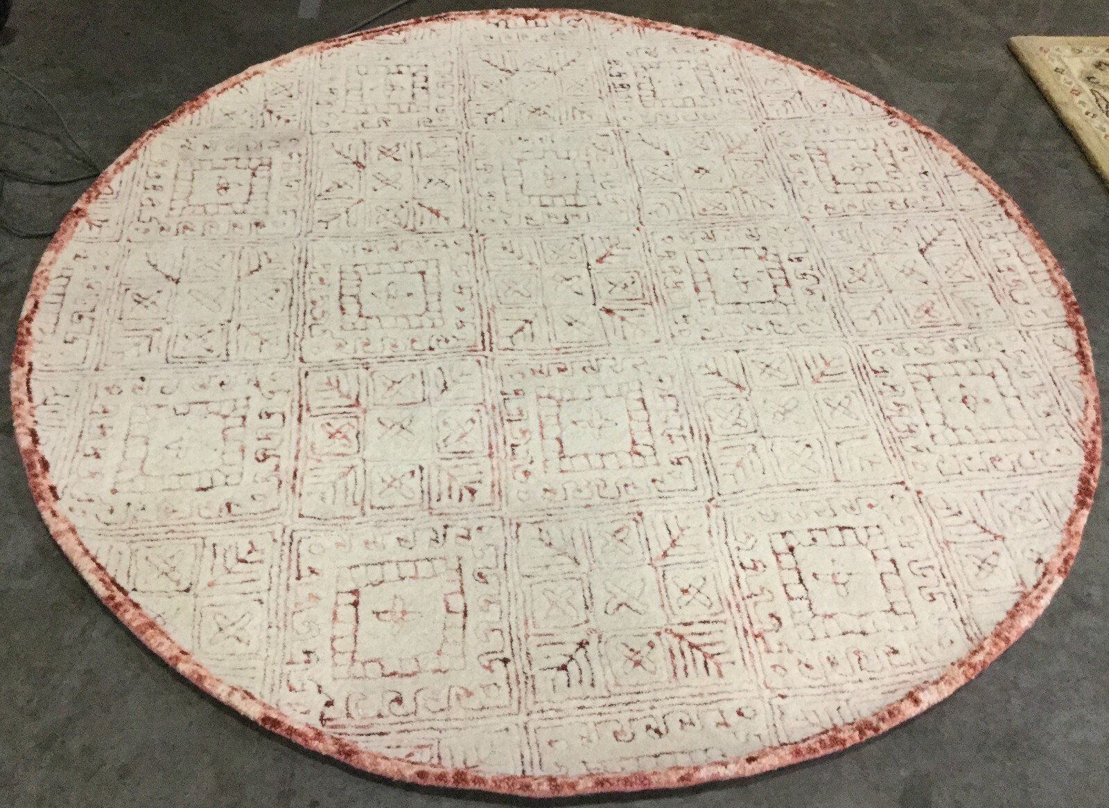 PINK / IVORY 6′ X 6′ Round Spot on Rug, Reduced Price 1172654859 GLM660U-6R