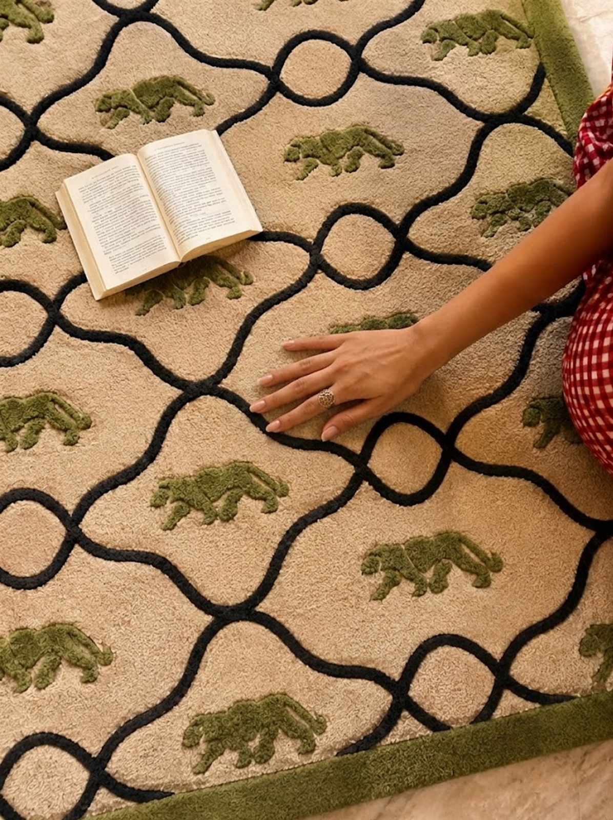 Hand Tufted Wool Crocodile Rug Green Beige Animal Kids Nursery Area Rug