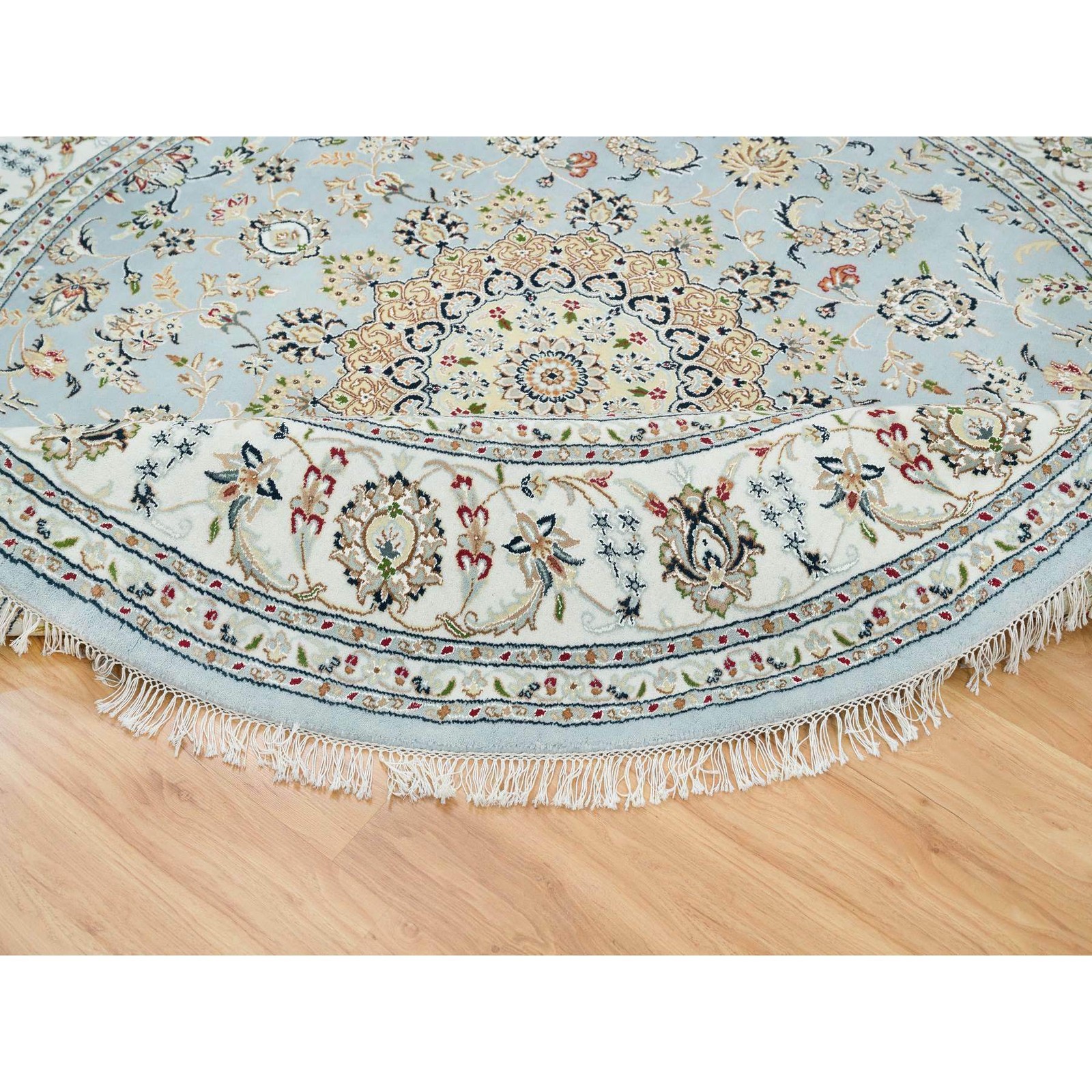 7’8 x7’8 Round Light Blue Hand Knotted Nain Design Rug G16136