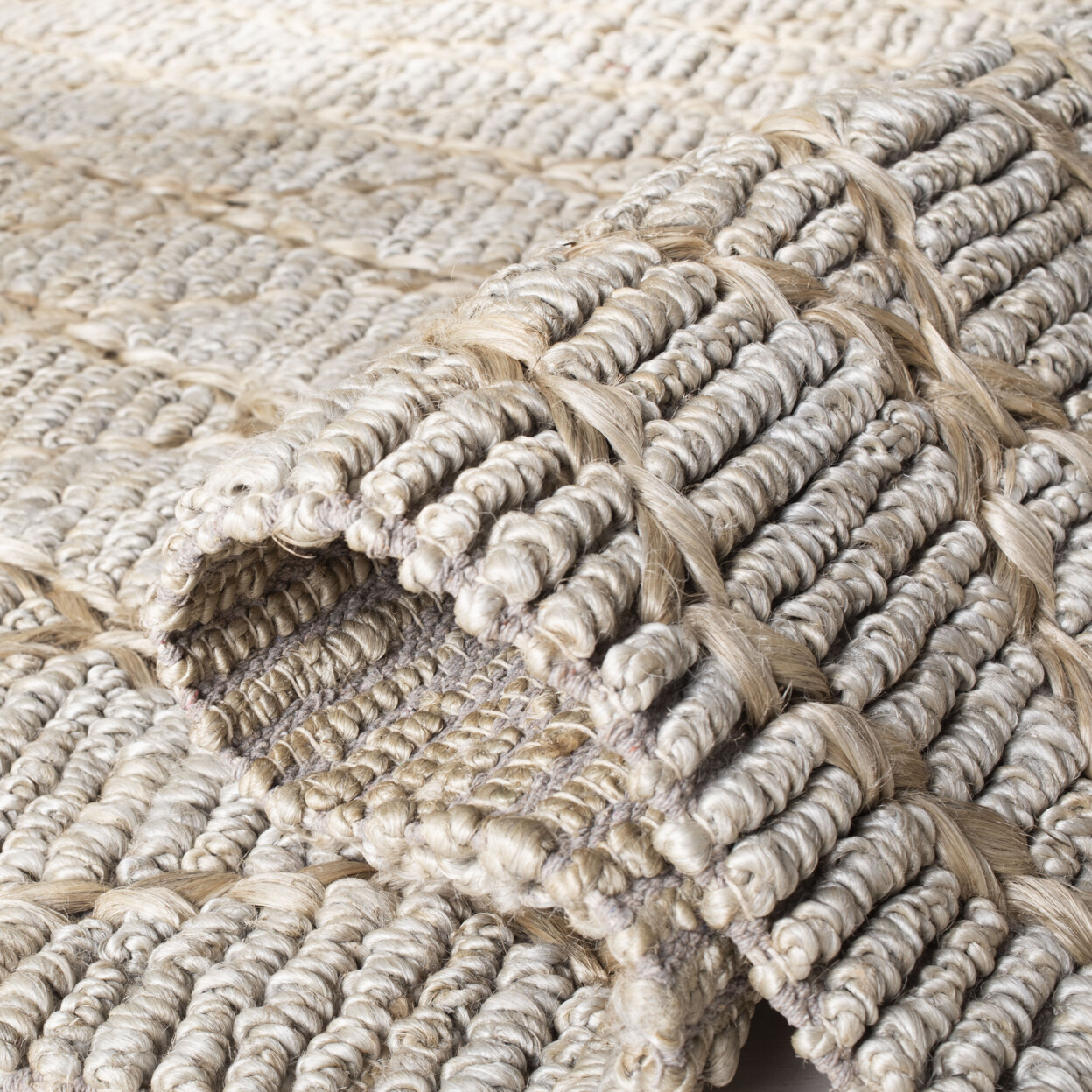 SAFAVIEH Natural Fiber NF951G Handmade Silver Rug