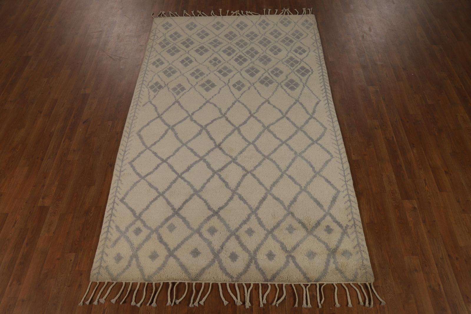 Custom Luxury Hand-Knotted Moroccan Wool Rug Modern Home Decor 5×8 ft