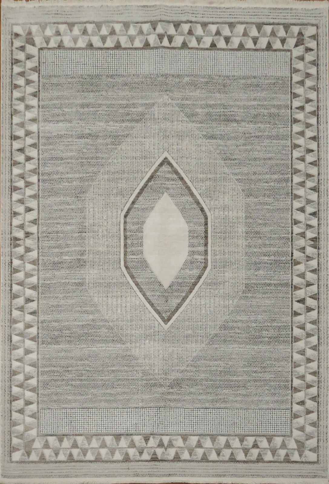 Sophisticated Gray Rug 5×8 Ft Contemporary Turkish Carpet Modern Grey Area Rug