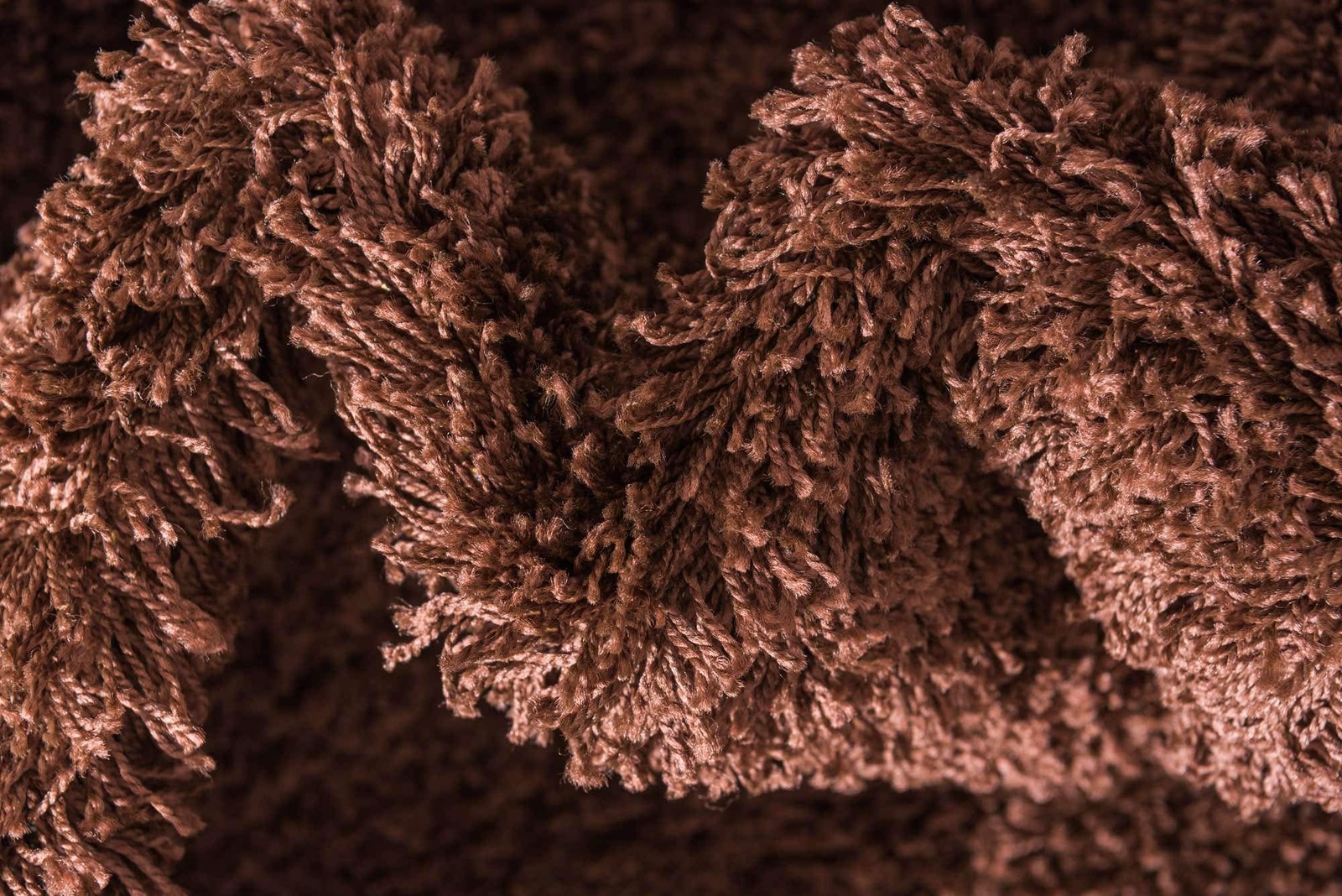 Unique Loom Solo Solid Shag Area Rug 6’1″ Round Chocolate Brown Polypropylene