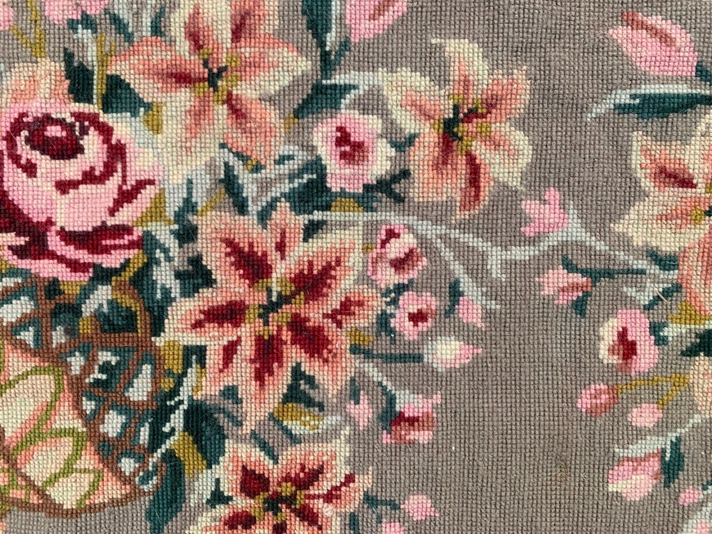 Vintage French Style Aubusson Needle point Stunning Area Rug 3×5 ft Free Ship
