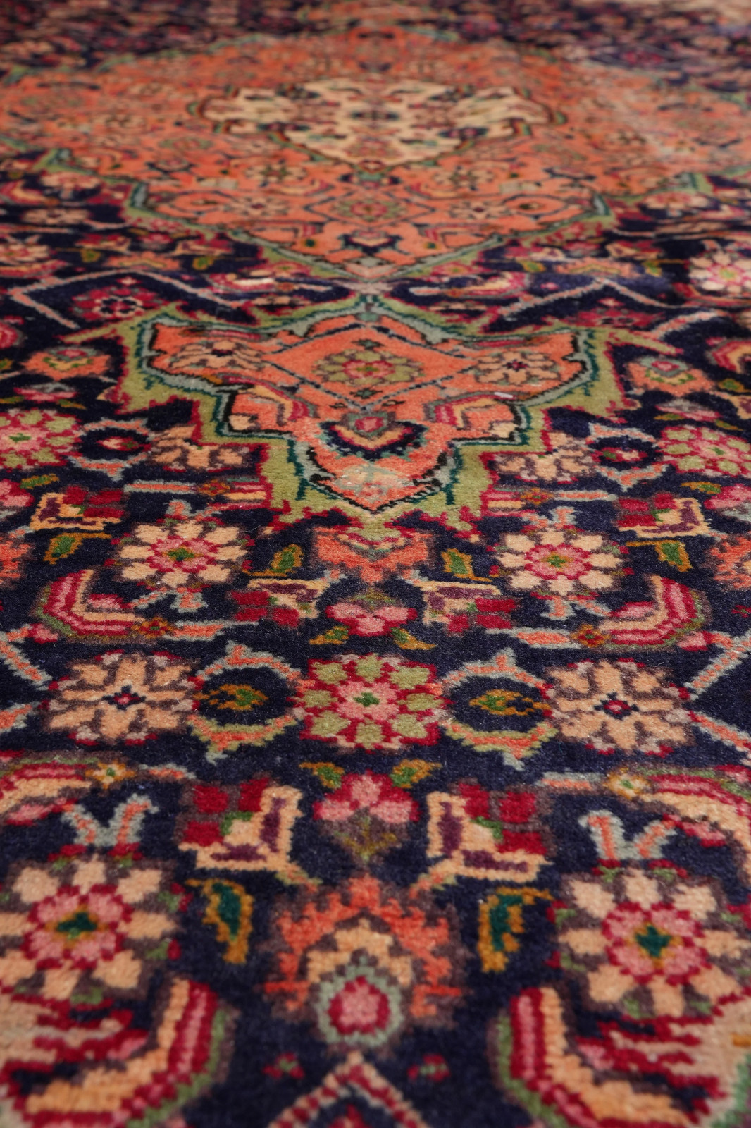 7 x 9.8 ESTATE RUG Perrsian Tabriiz Mahii Wool Carpet 1980’s #F-3047