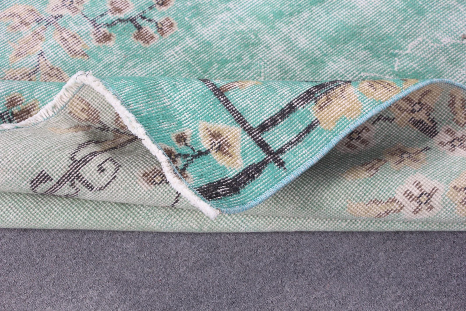 Turkish Large Rug 5×9 ft (152×274 cm), Green Camouflage Vintage Rug