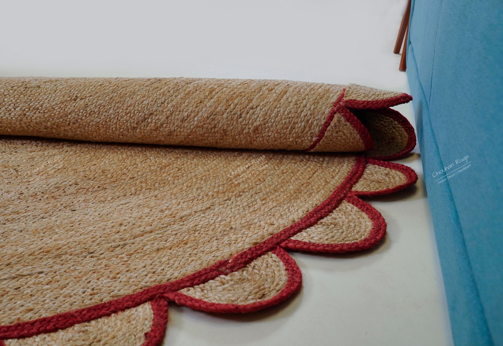 Hand Braided Scallop Jute rug with red border Vintage Home and Floor Decor Rugs