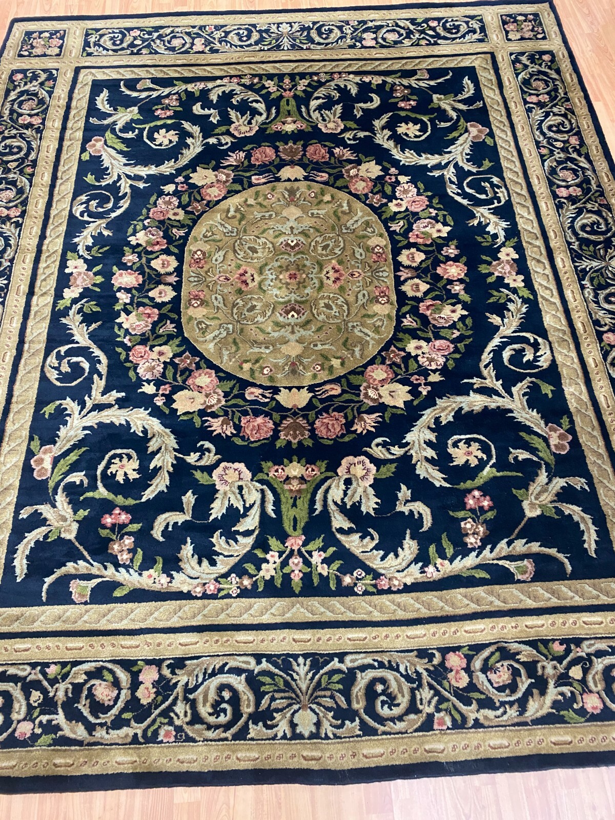 8’2″ x 9’10” Indian Aubusson Oriental Rug – Full Pile – Hand Made – 100% Wool