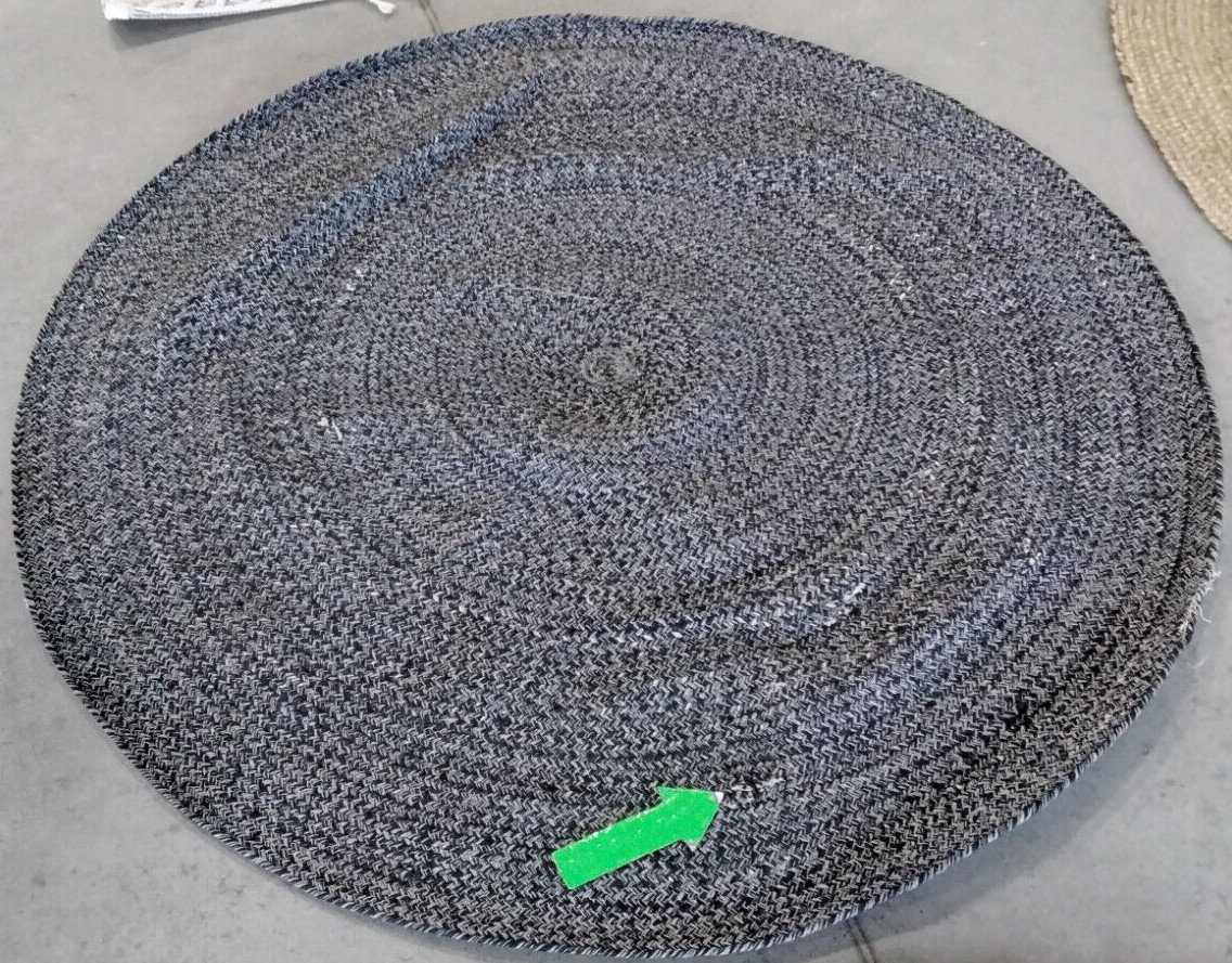NAVY / IVORY 5′ X 5′ Round Damaged Binding Rug, Reduced Price 1172722696