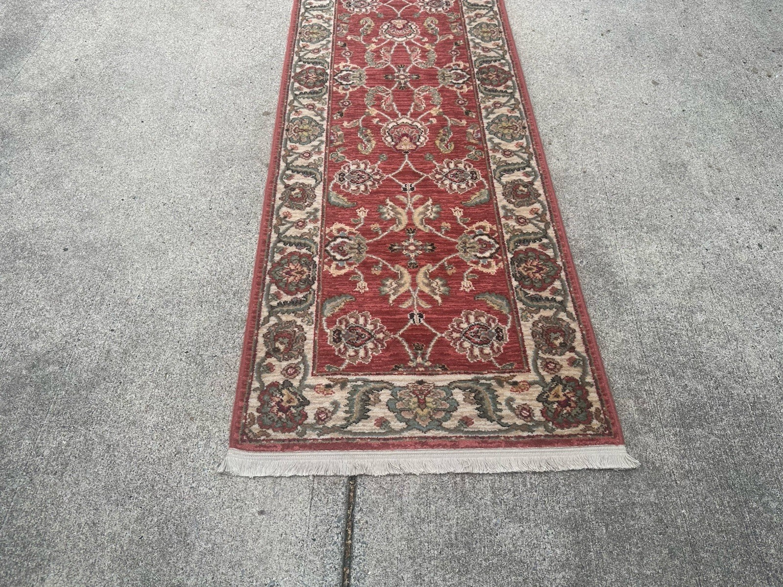 Beautiful Karastan Runner Style Ashara Agra Red Size 2’6”x 8’