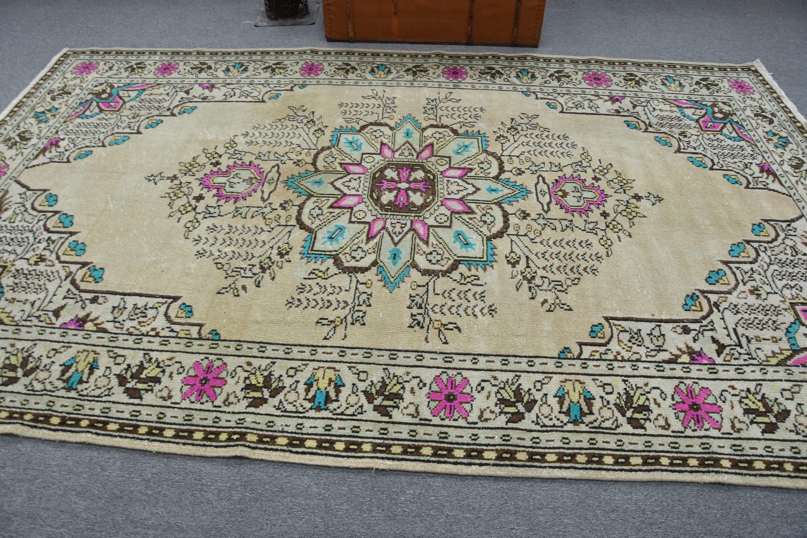 Vintage Large Rug, 6,5×10,5 ft Turkish Rug, Brown Wool Rug