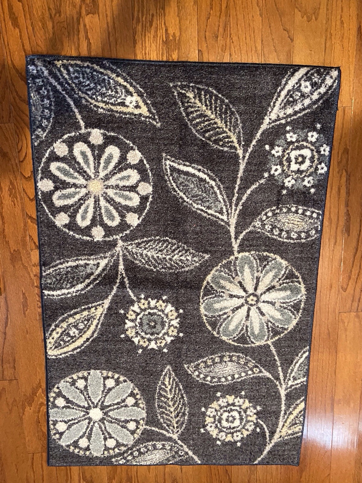 30×46 Modern Floral Maple Rugs