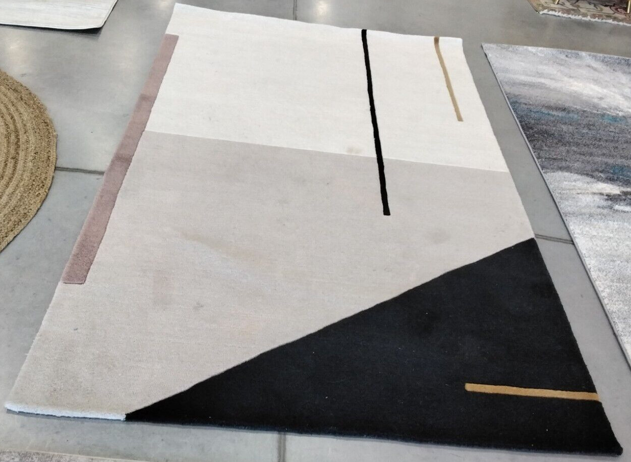 IVORY / BLACK 5′ X 8′ Broken Thread Rug, Reduced Price 1172734756 FTV110A-5