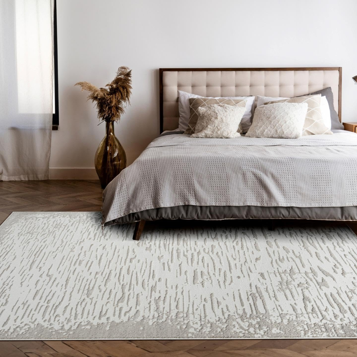 Elegant Cream Metallic Textured Area Rug – 8′ x 10′ Size