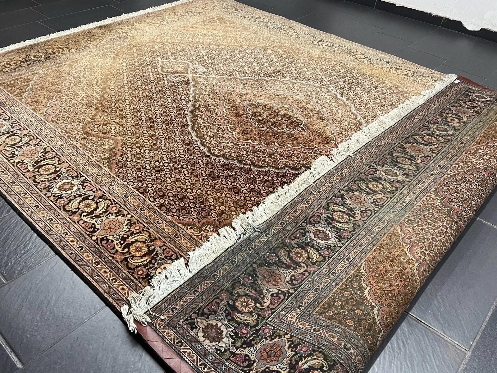 Vintage hand knotted Tabrizz 50 Raj Rug 11.3×8.2 – Fine Weave, Collector Quality