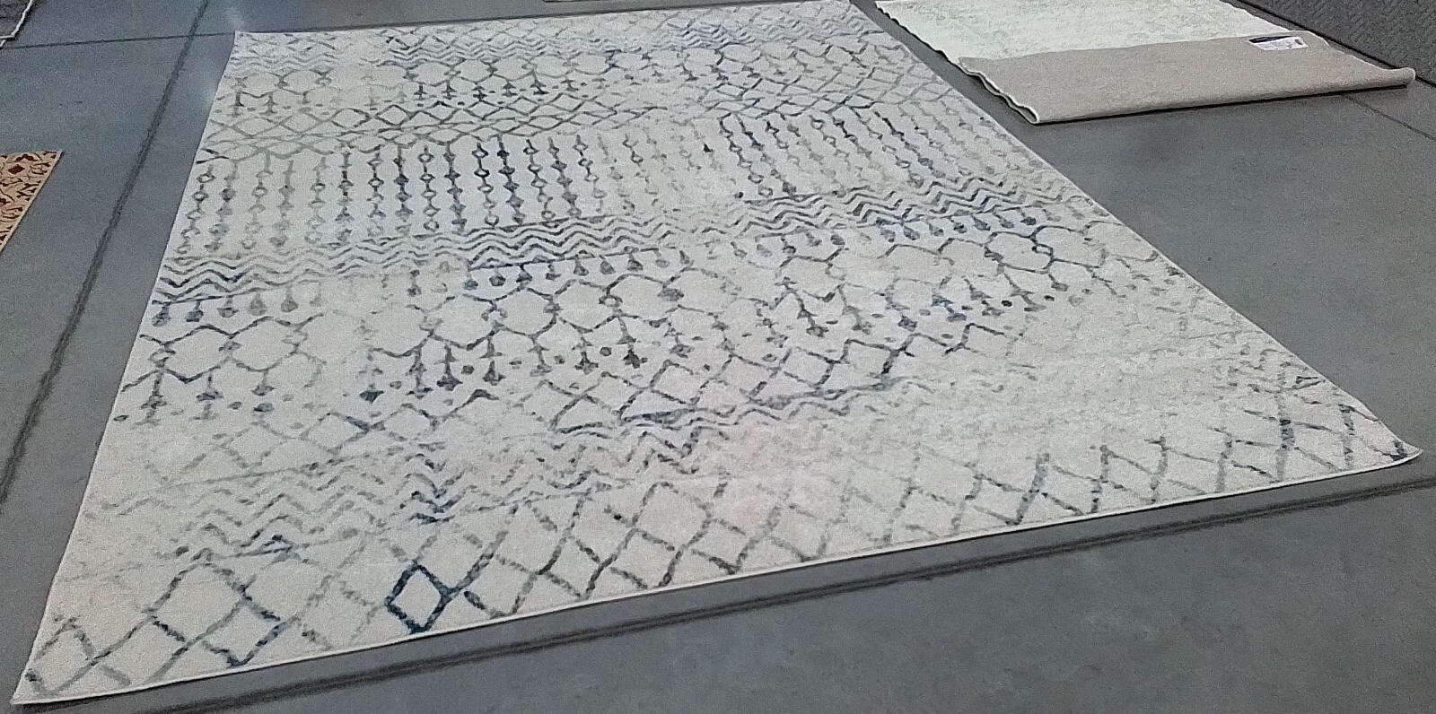 IVORY / TURQUOISE 9′ X 12′ Back Stain Rug, Reduced Price 1172765416 TUL270B-9