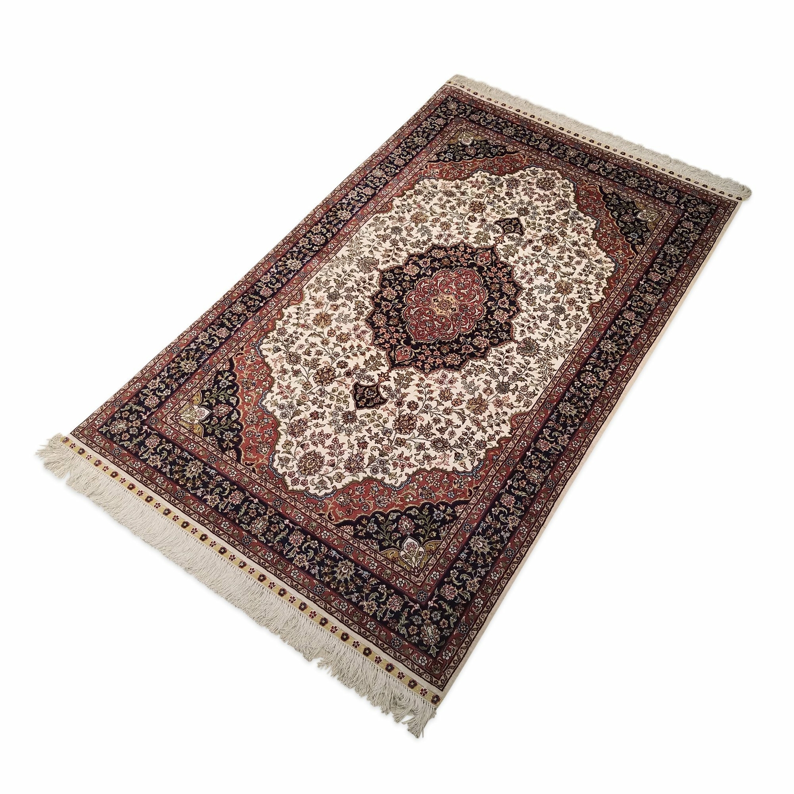 3’0″ x 5’0″ Silk Chinese Hereke Rug
