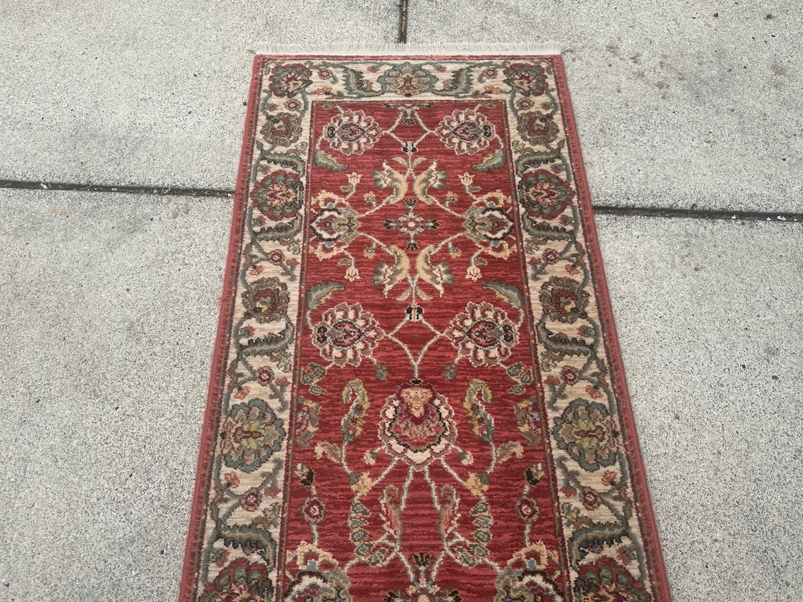 Beautiful Karastan Runner Style Ashara Agra Red Size 2’6”x 8’
