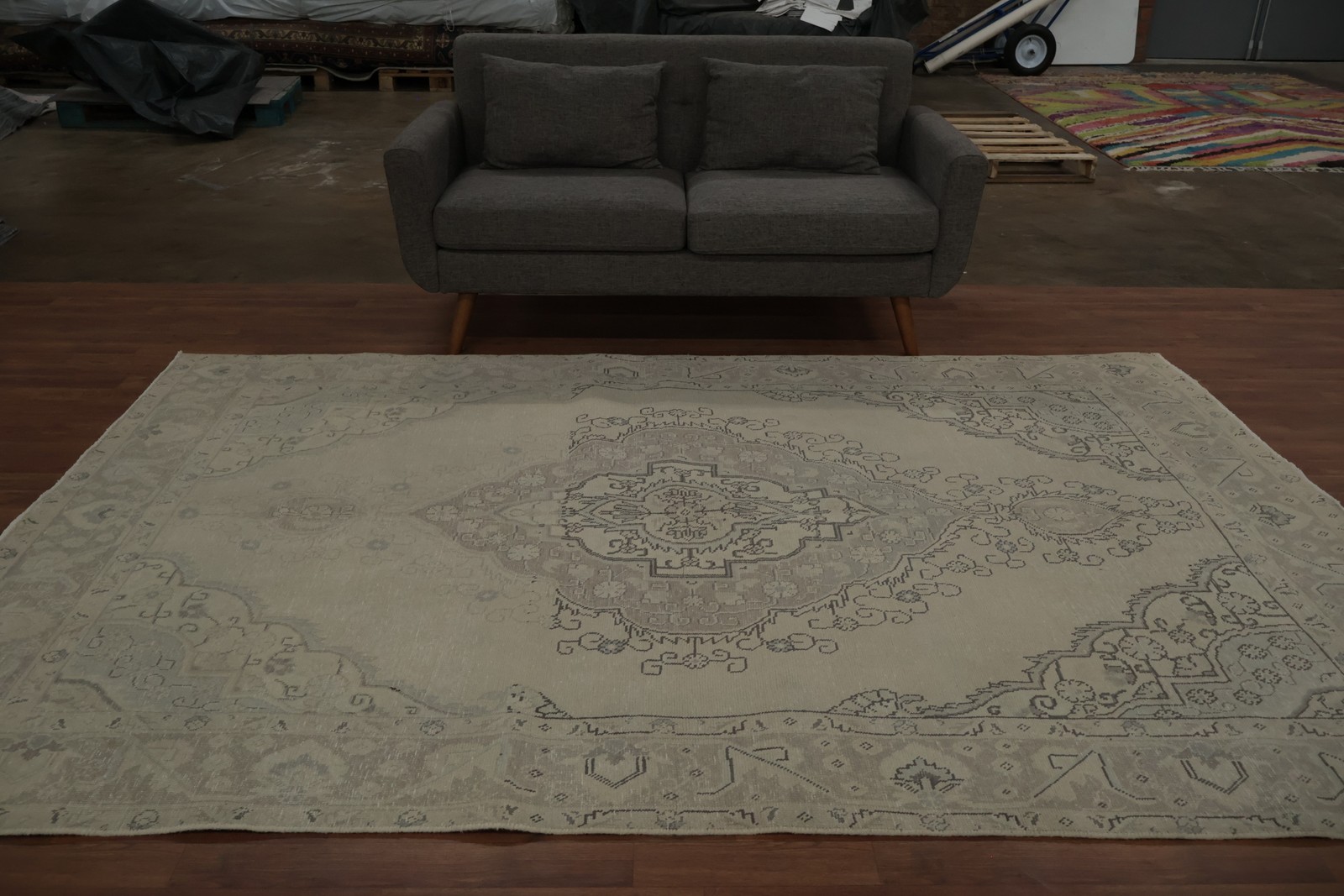 Rustic Muted with This Ornamental Beige and Blue Area Rug 6×10 Handmade Carpet