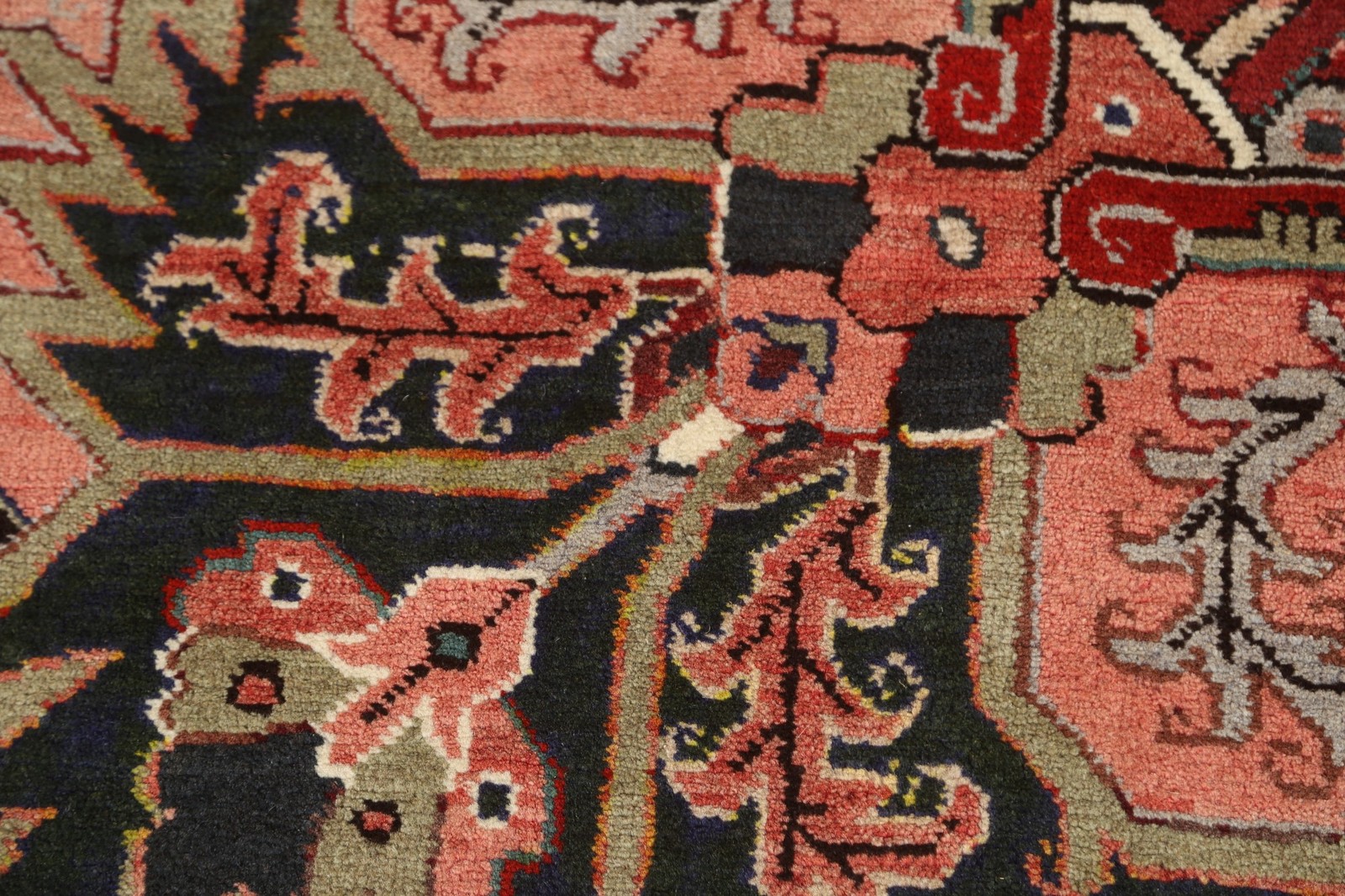 Ivory Wool Palace Size Rug 13×19 Vegetable Dye Hand-knotted Medallion Carpet