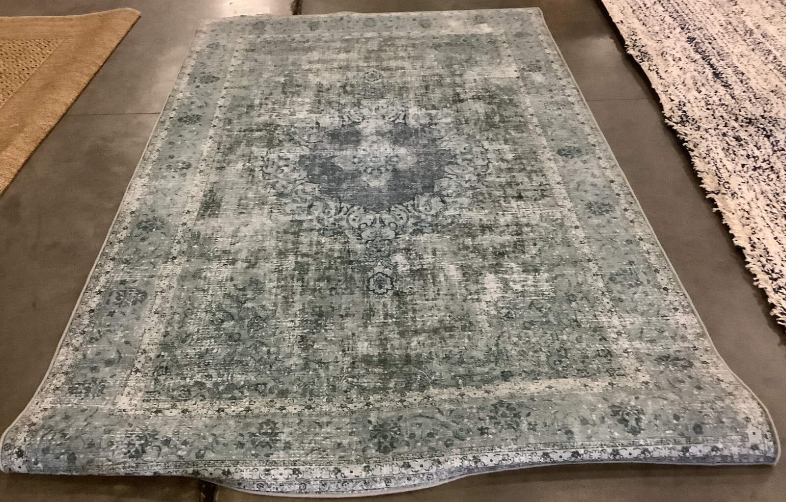 GREEN / GREEN 5′-0″ x 8′-0″ Broken Thread Rug Reduced Price 1172670893 TSN190X-5
