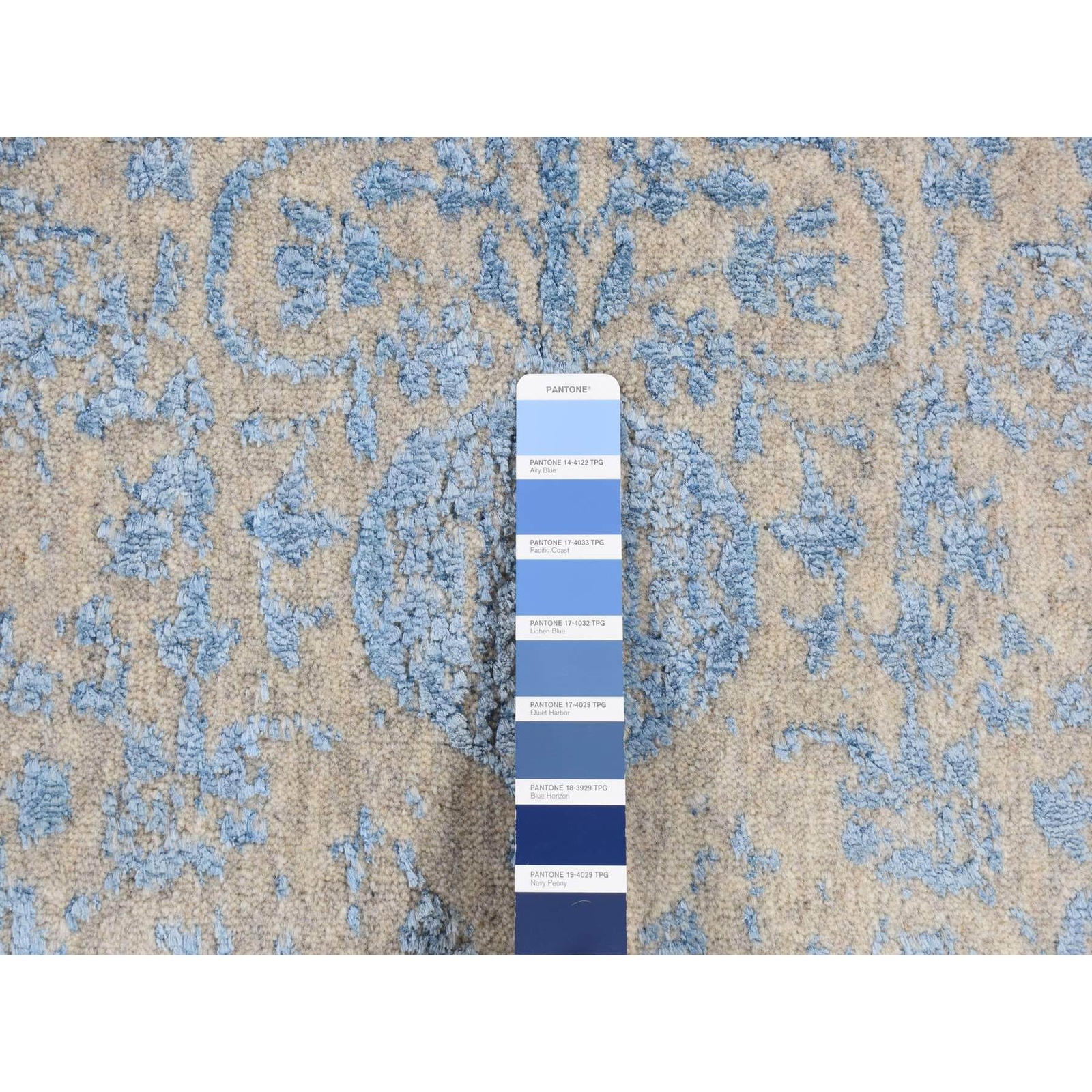 7’10” x 9’9″ Blue Hand Loomed Erased Broken Pomegranate Design Wool Rug R87022