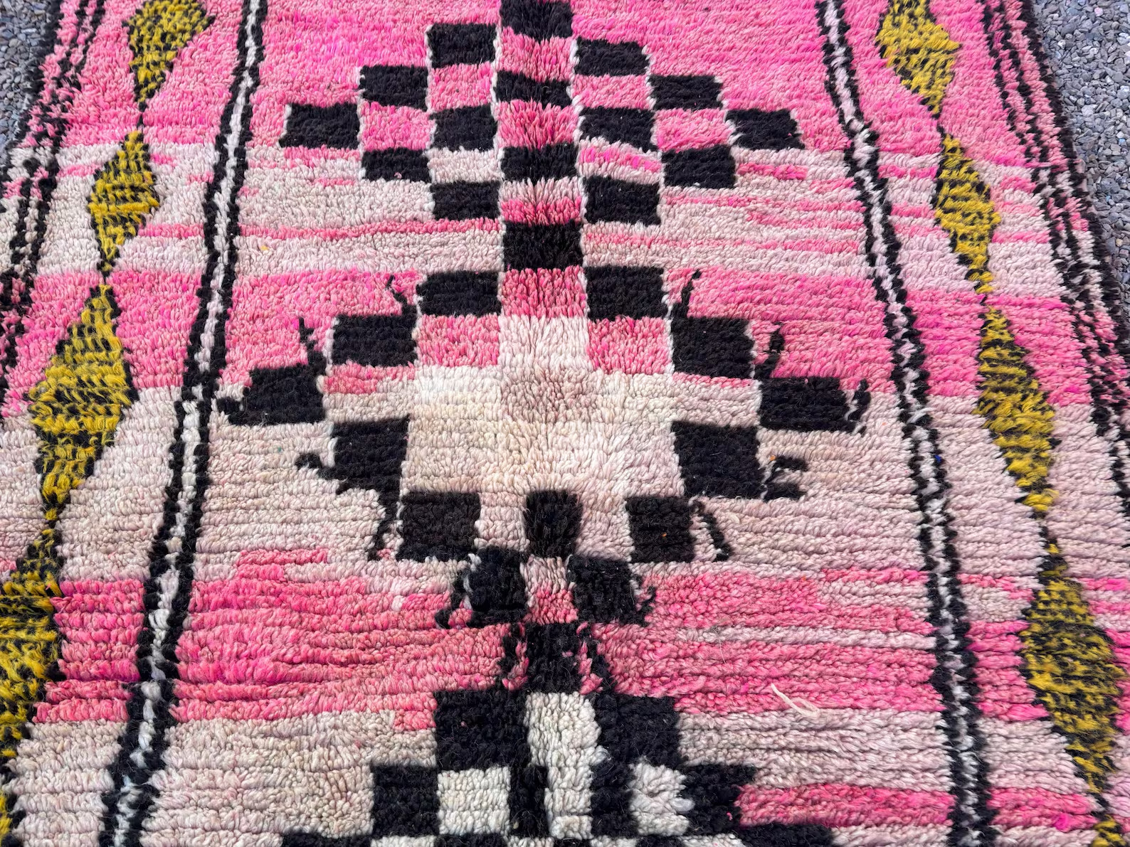 Pink moroccan rug-Moroccan Boujaad Rug – Handmade Rug – Custom Moroccan Rug -ini