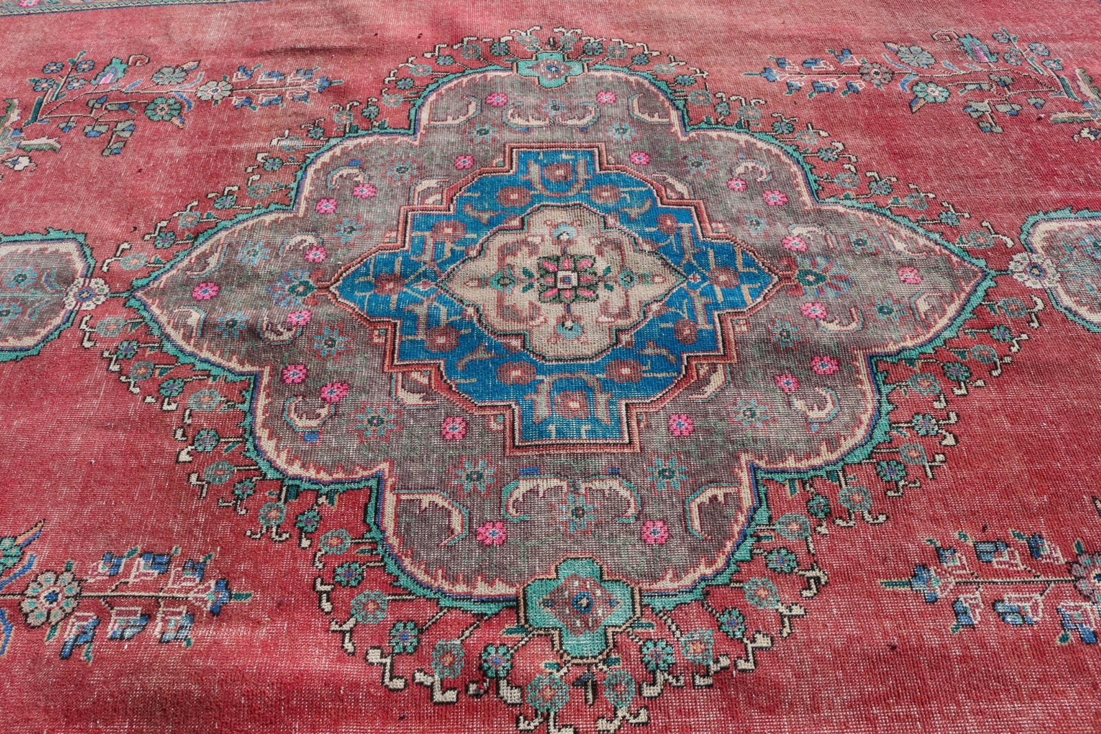 Turkish Rug 8,8×11,6 ft (269×354 cm), Red Oriental Vintage Rug