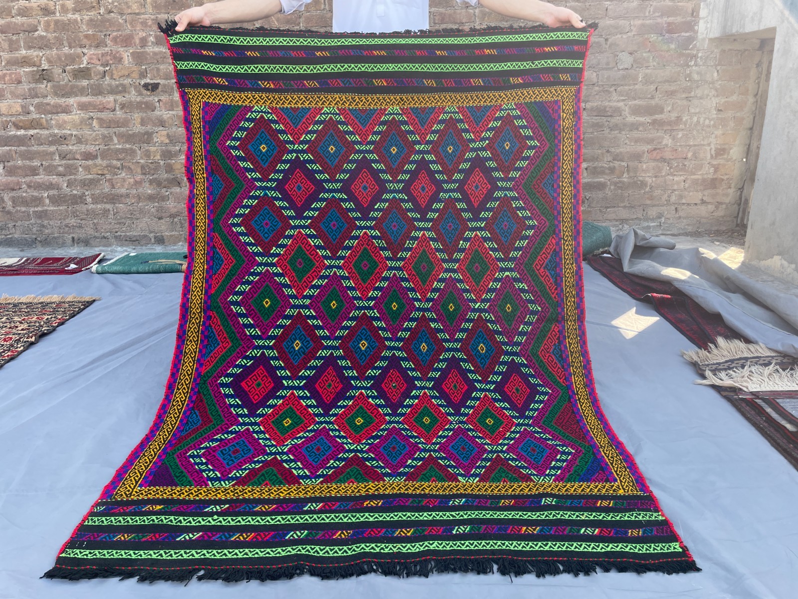 4×5 Bright Uzbek Soumak Rug Handwoven Tribal Geometric Flatweave Carpet.