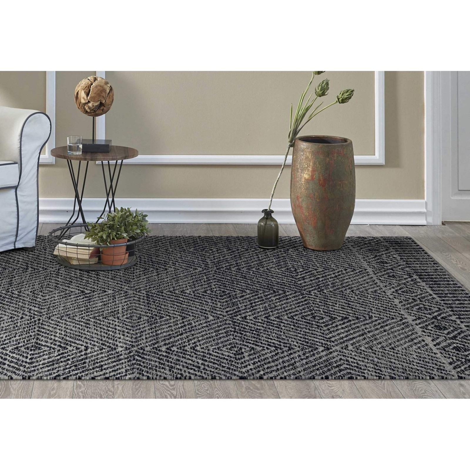 7′ X 10′ Grey Black Hand Tufted Space Dyed Geometric Indoor Area Rug
