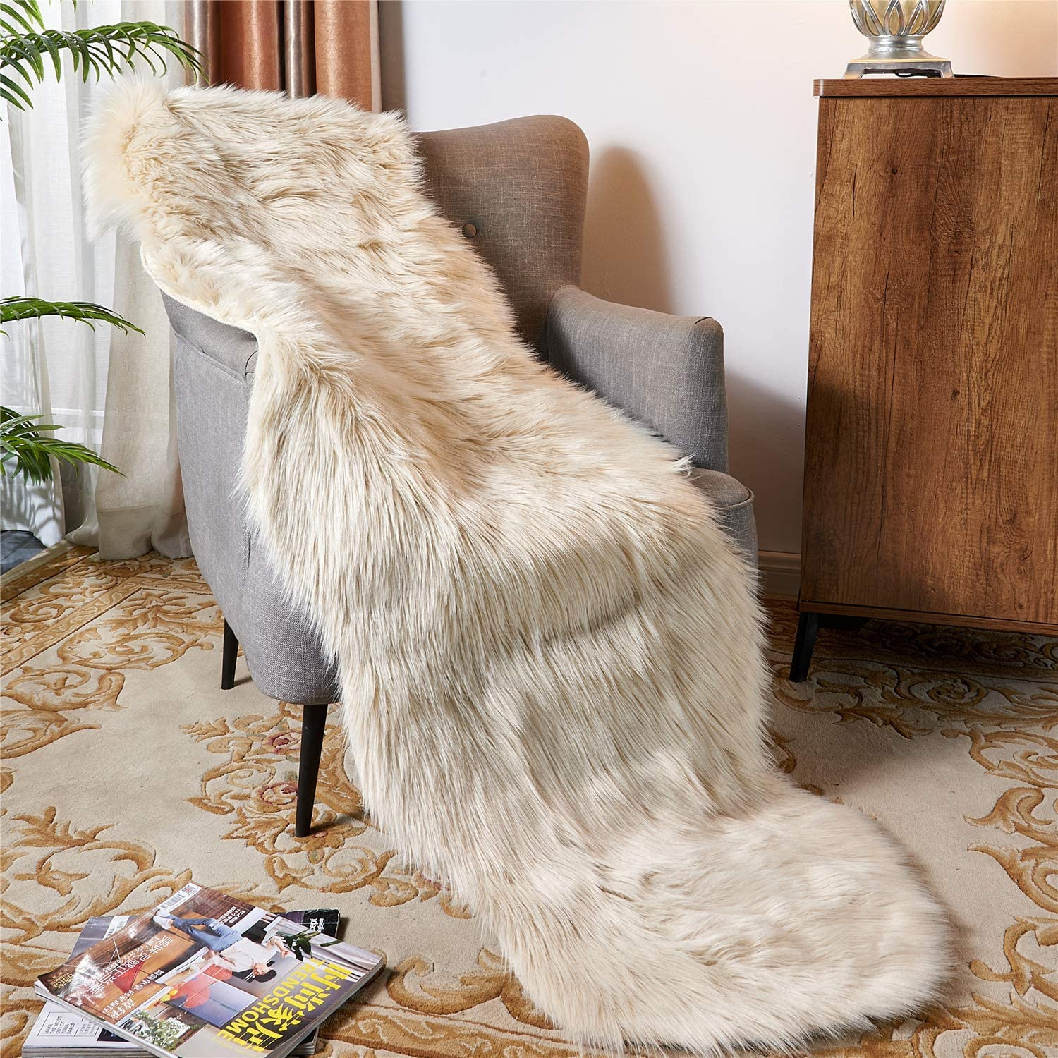 Ultra Soft Fluffy/Fuzzy Shaggy Area Rug Faux Fur Chair Cover for Bedroom Floor