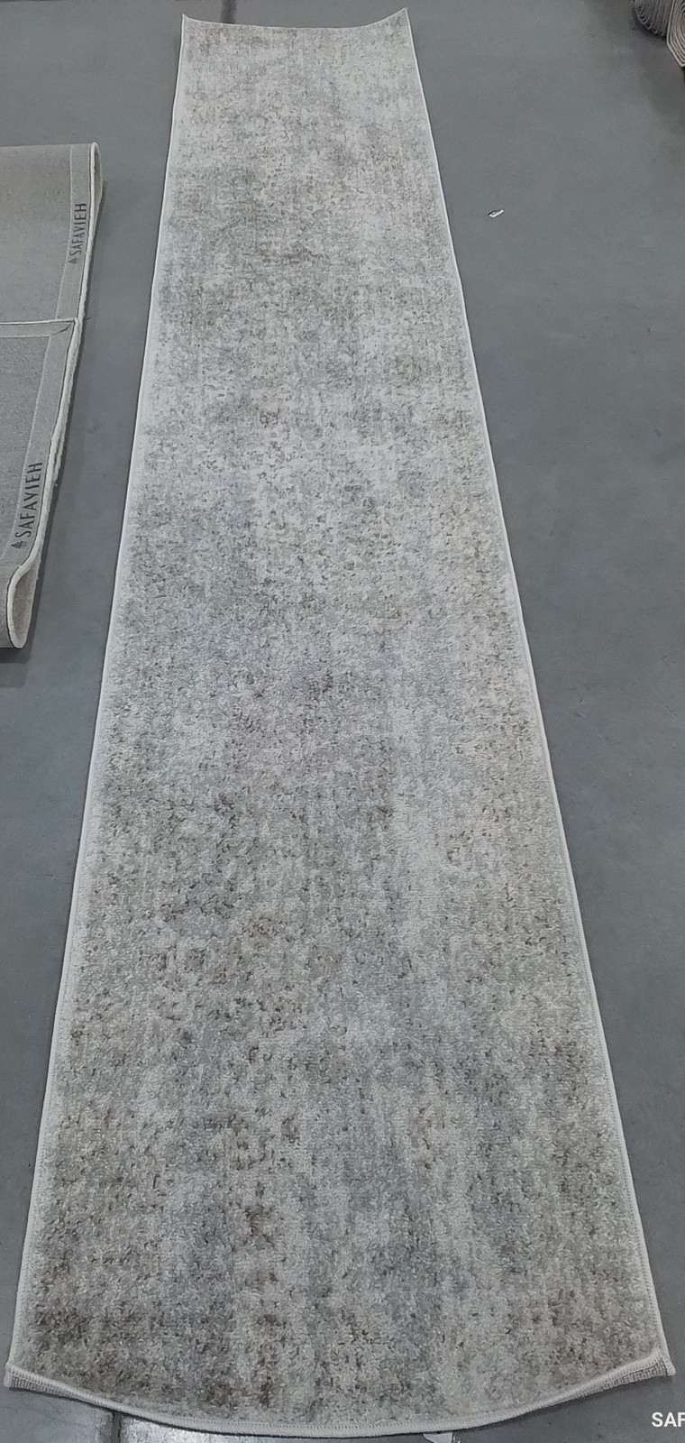 IVORY / TAUPE 2′-2″ x 11′-0″ Flaw in Rug, Reduced Price 1172801455 EVK256E-211