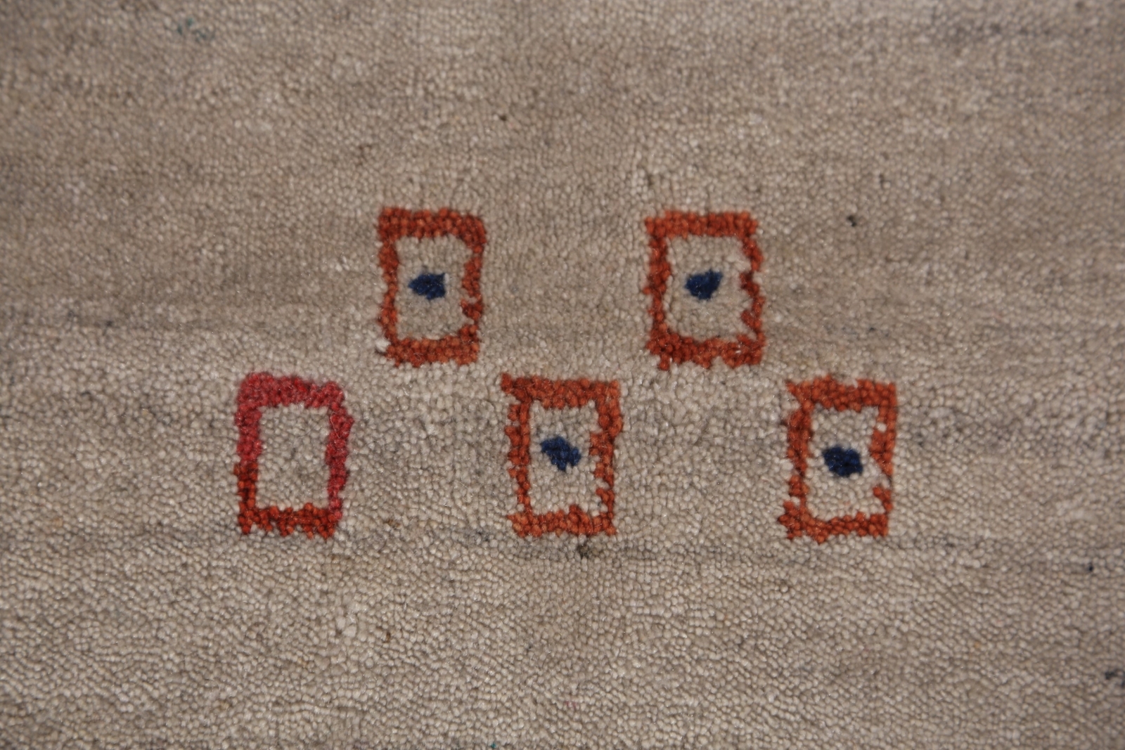 Handmade Gabbeh Solid Design Wool Modern Area Rug – Exceptional Comfort” 6×8 ft