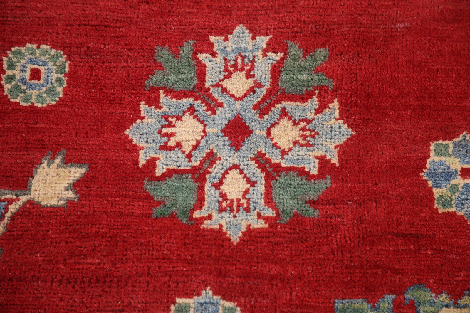 South-western Kazak Wool Palace Sized Rug: Handmade Traditional Pattern 10×15 ft