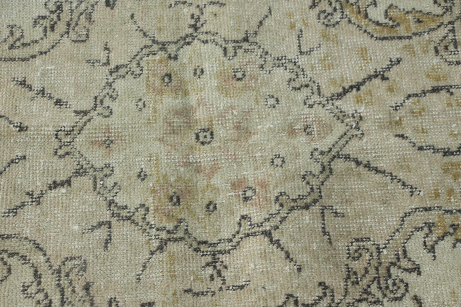 Turkish Large Rug 5,3×9,4 ft (163×288 cm), Vintage Gray Animal Print Wool Rug
