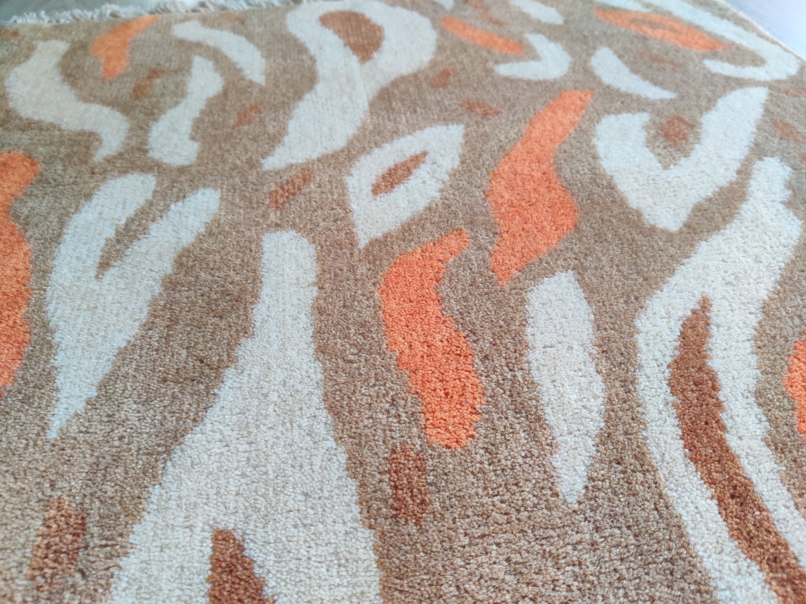 2 x 3 Brown Hand Knotted Rug for Kids Teens 100% Wool Animal Print 60×90 cm