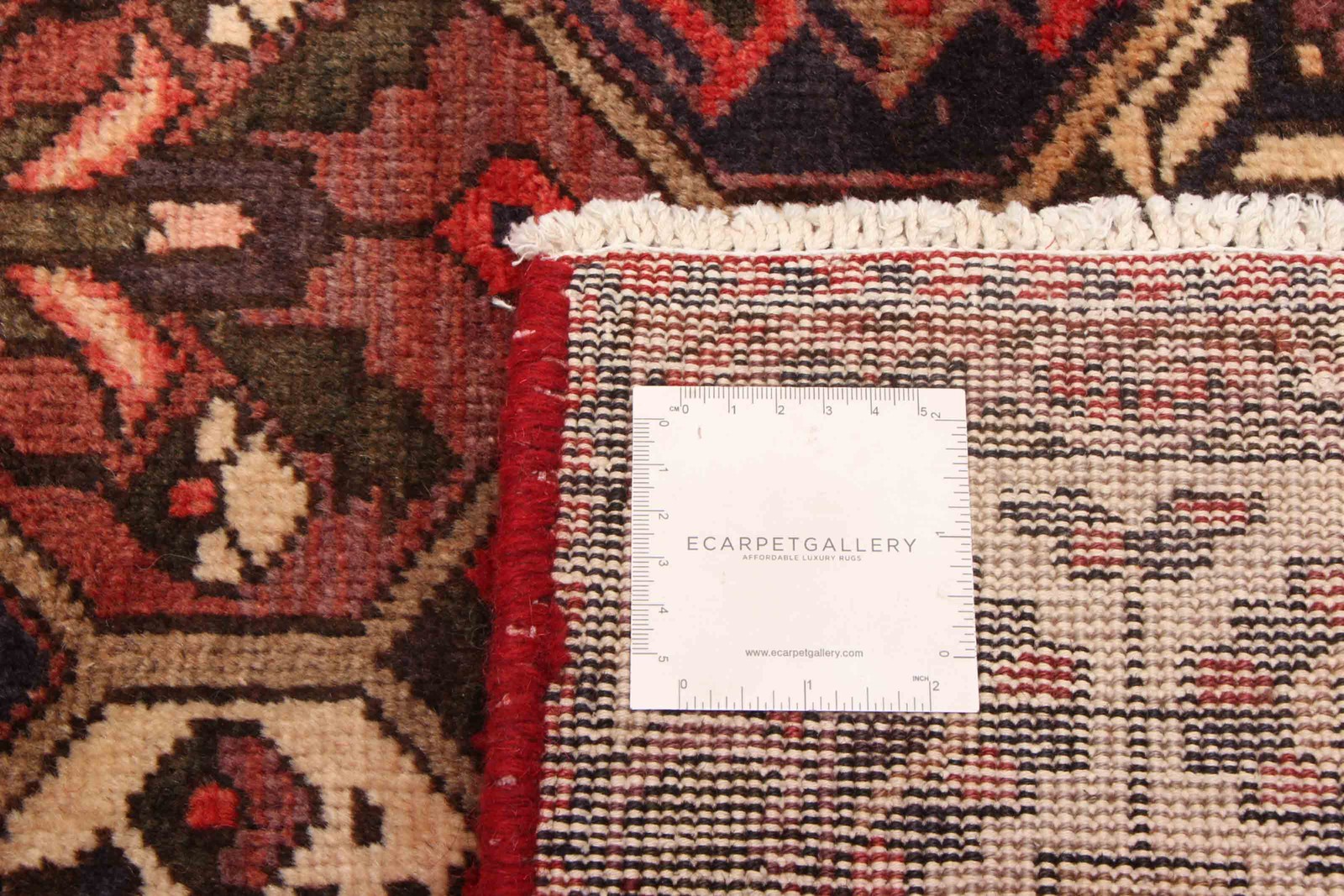 Vintage 6’8″ x 10’1″ Traditional Hand Knotted Vegetable Dye Wool Area Rug