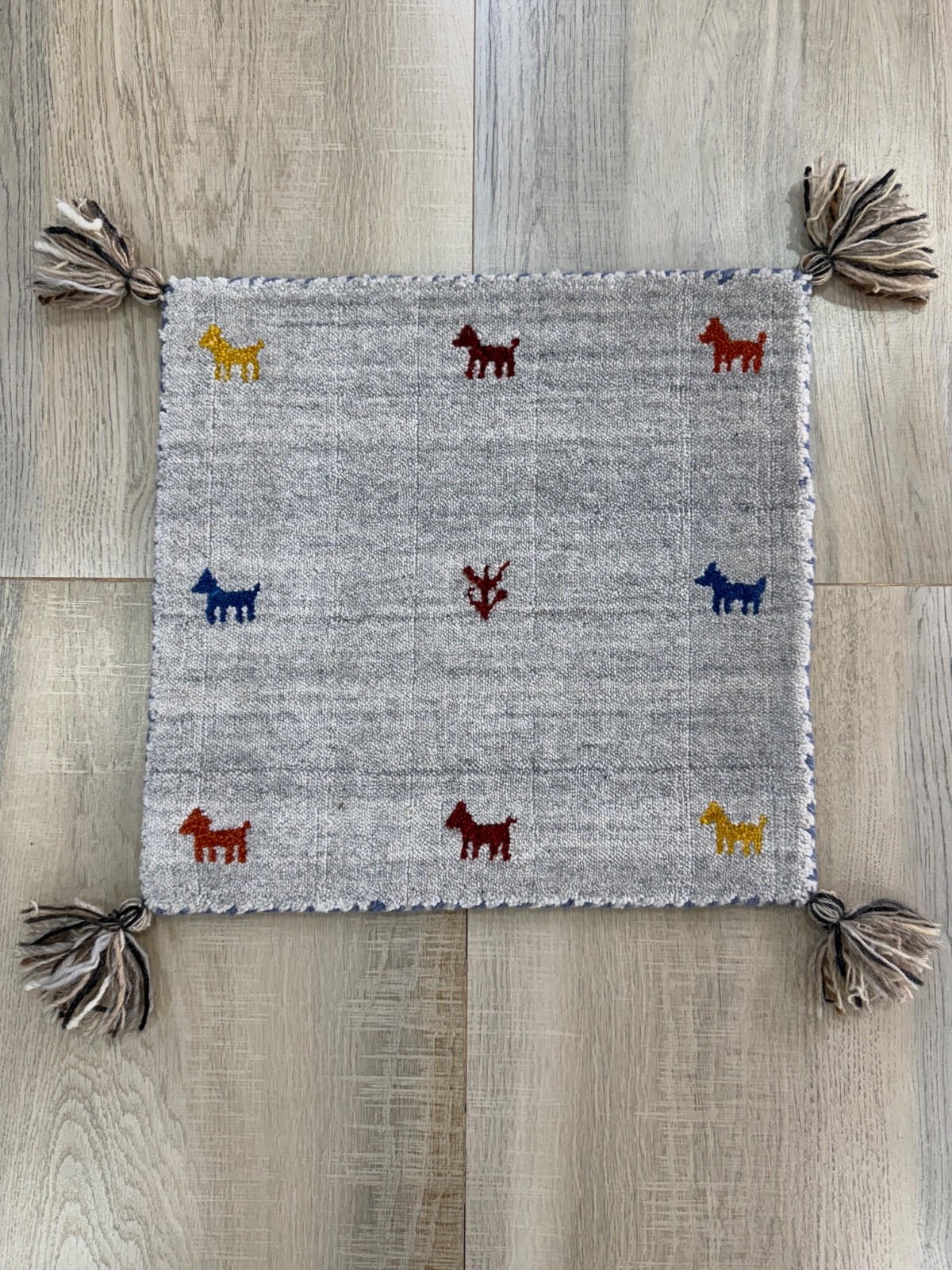 Gabbeh Handmade Small Rug 100% Wool Silver Oriental Table Placemat 40 x 40 cm