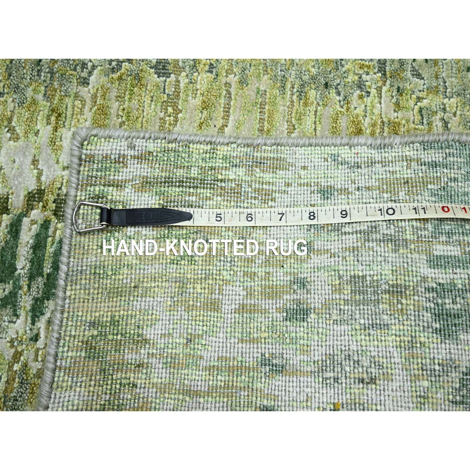2’5″x8’3″ Green 100% Silk Hand Knotted Crocodile Safari Design Runner Rug R75548