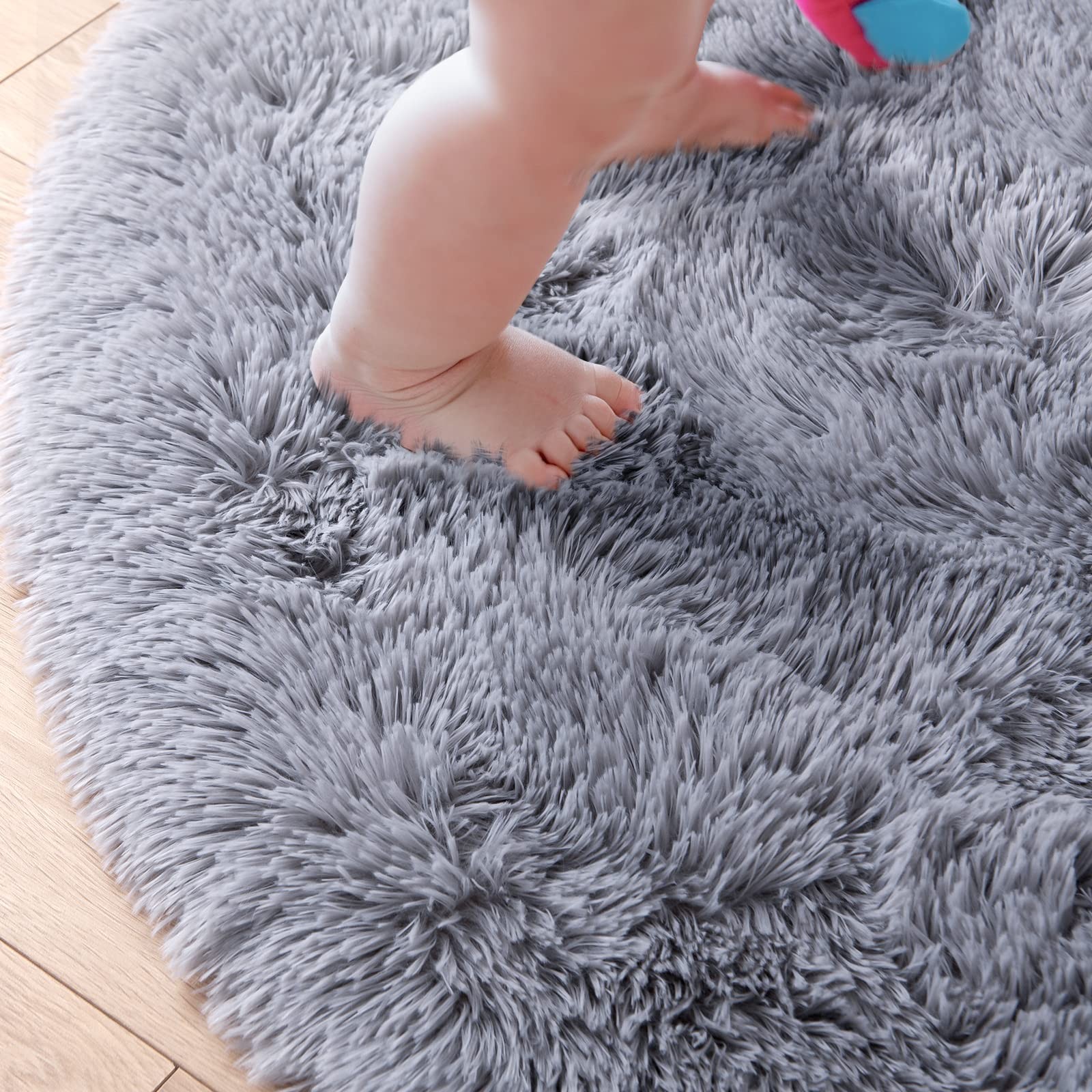 junovo Round Rug 4×4 Feet Fluffy Soft Area Rugs for Kids Girls Room Princess Cas